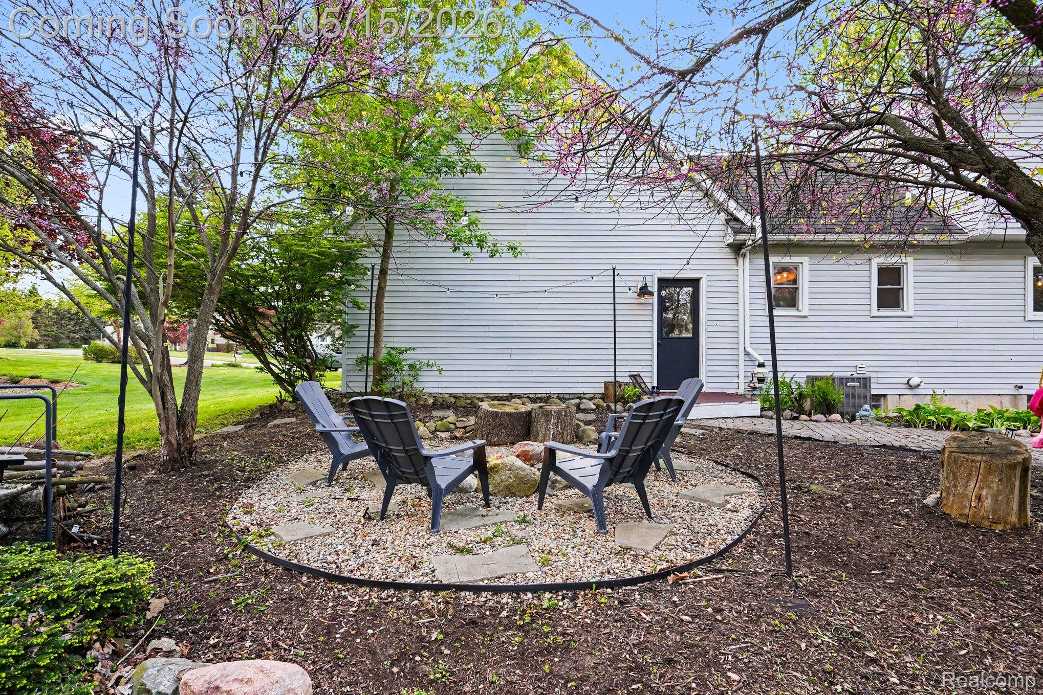 5600 Chestnut Hill Drive