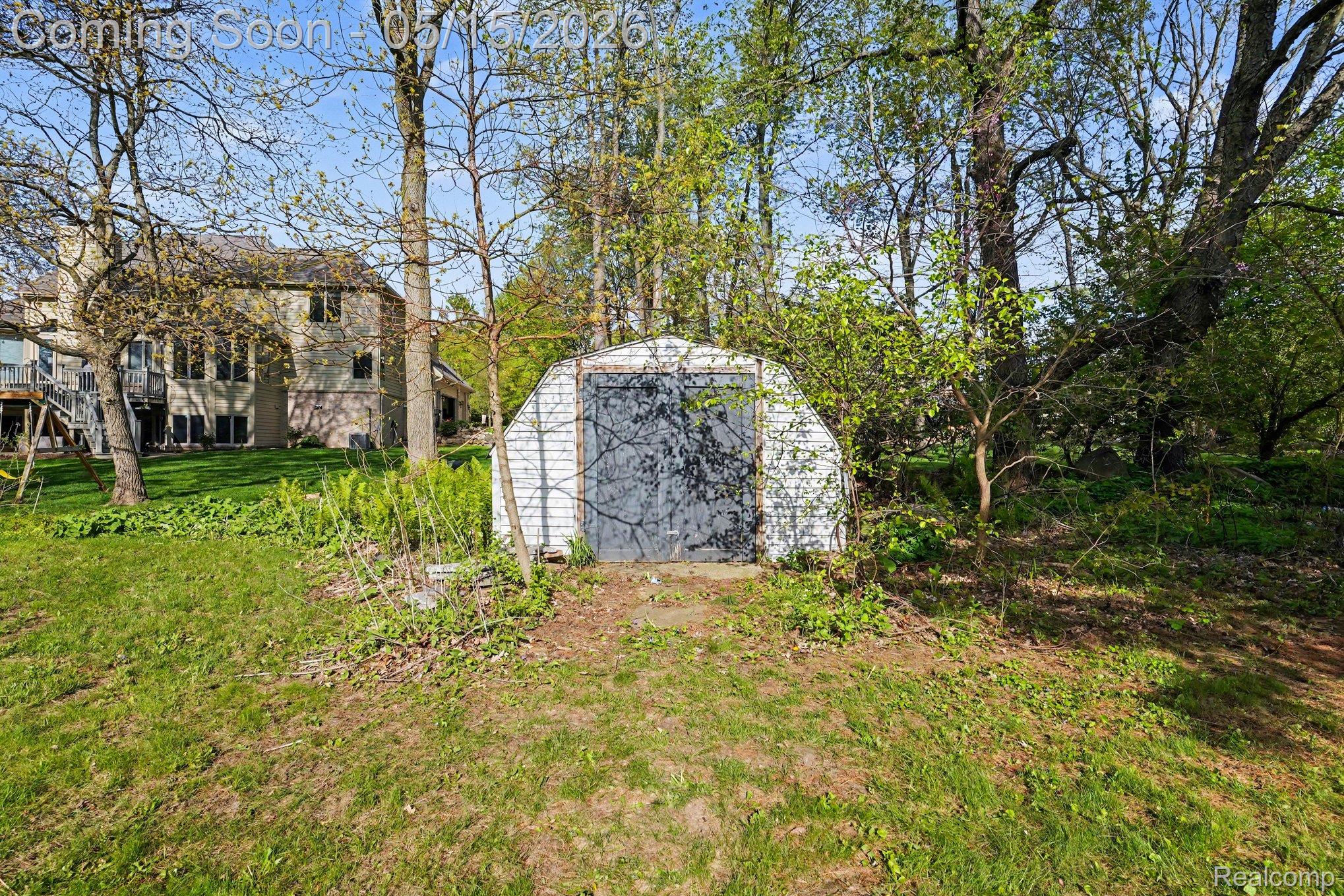 5600 Chestnut Hill Drive