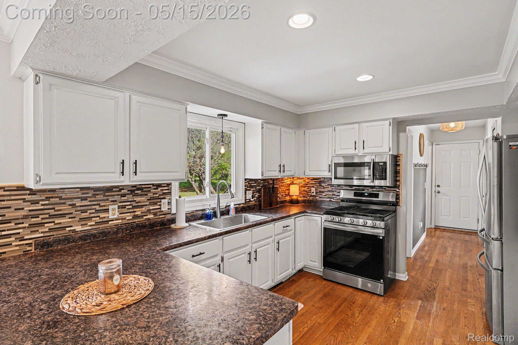 5600 Chestnut Hill Drive
