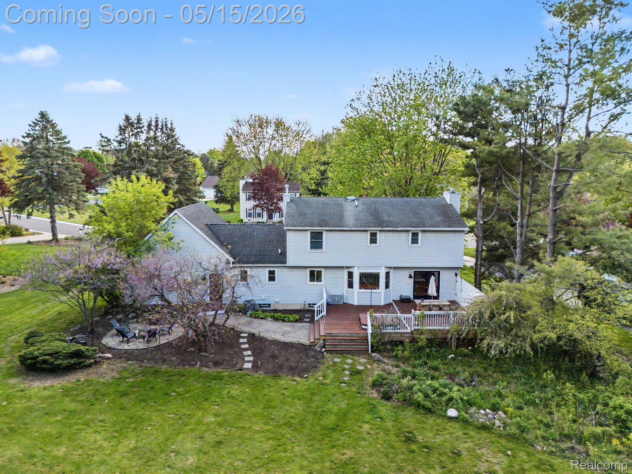 5600 Chestnut Hill Drive