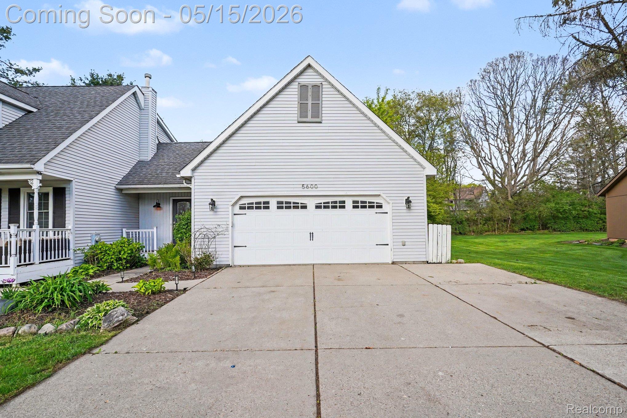 5600 Chestnut Hill Drive