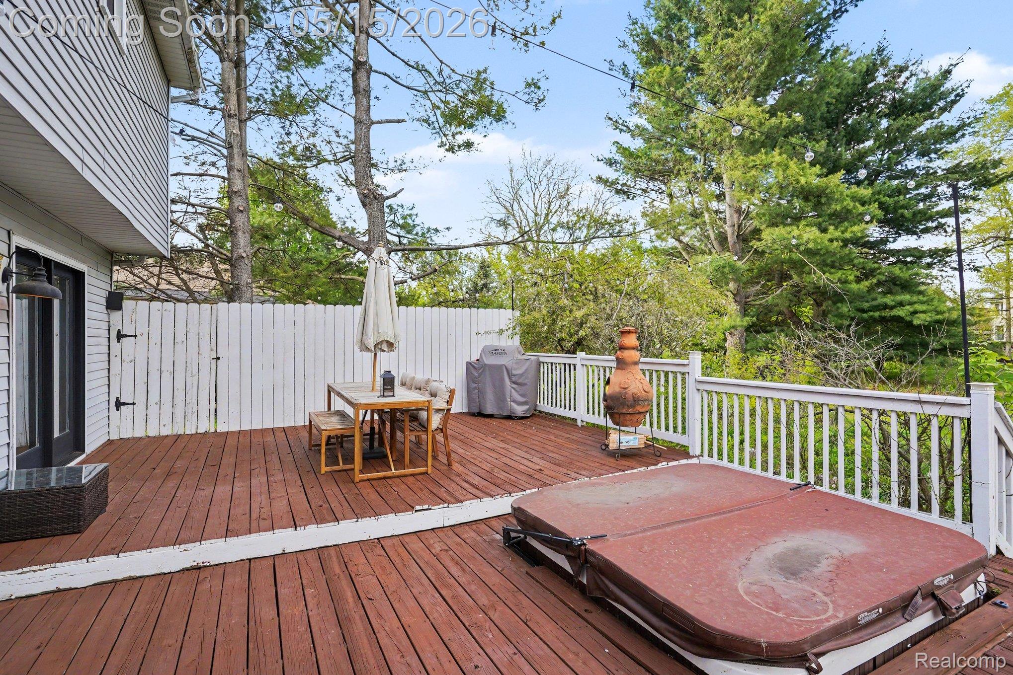 5600 Chestnut Hill Drive