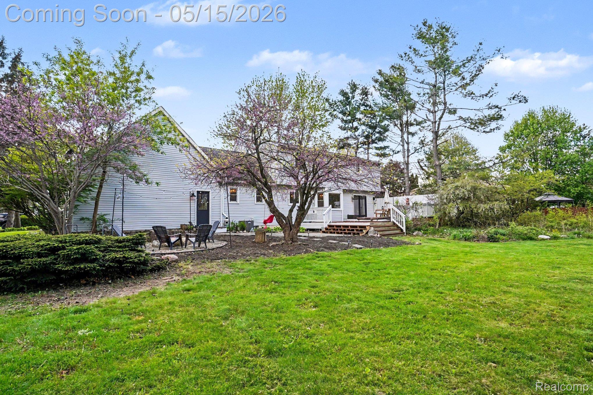 5600 Chestnut Hill Drive