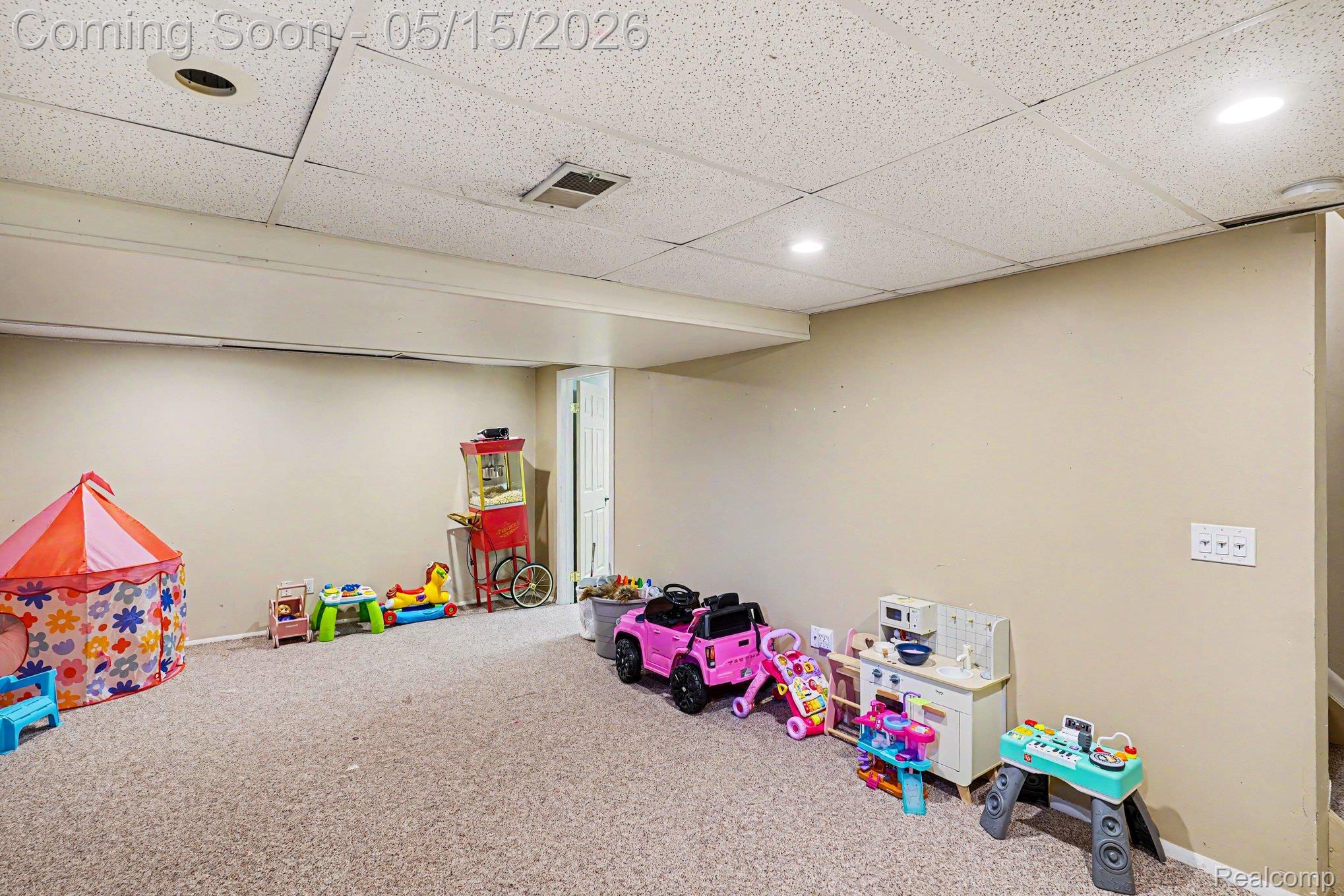 5600 Chestnut Hill Drive