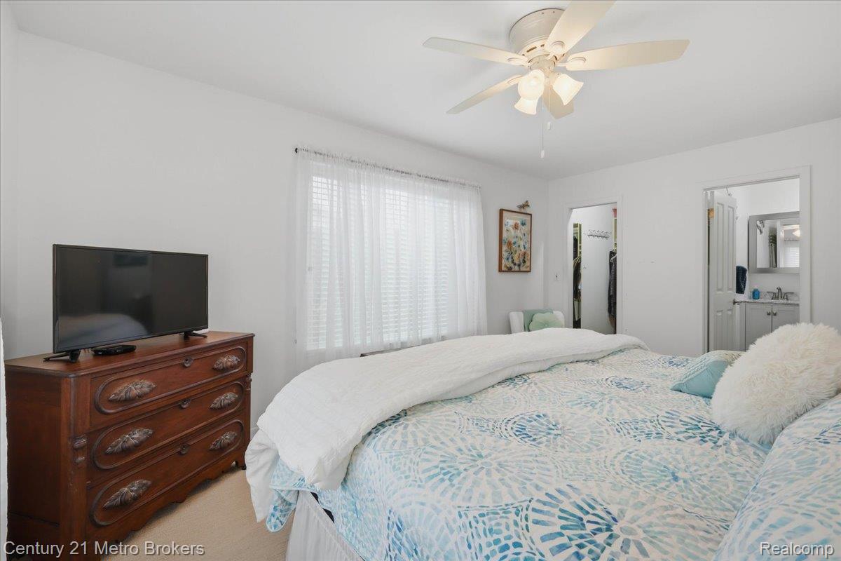 5060 Oneida Drive