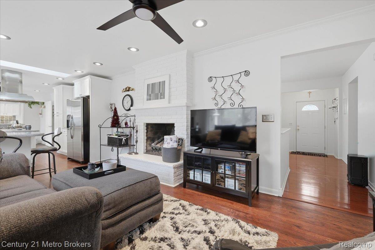 5060 Oneida Drive