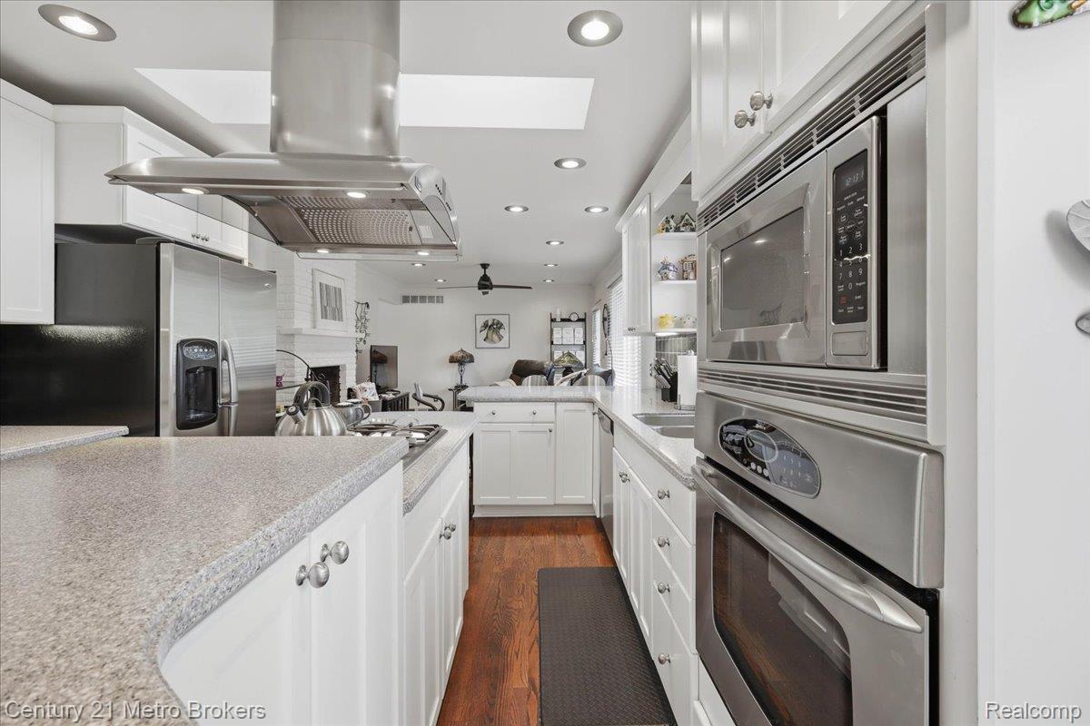 5060 Oneida Drive
