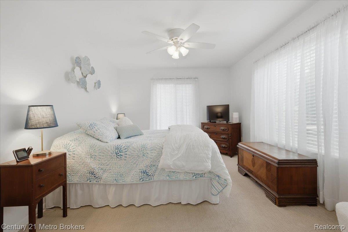 5060 Oneida Drive