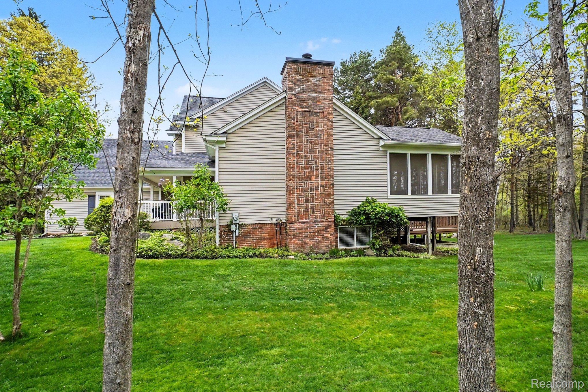 7690 Allen Road