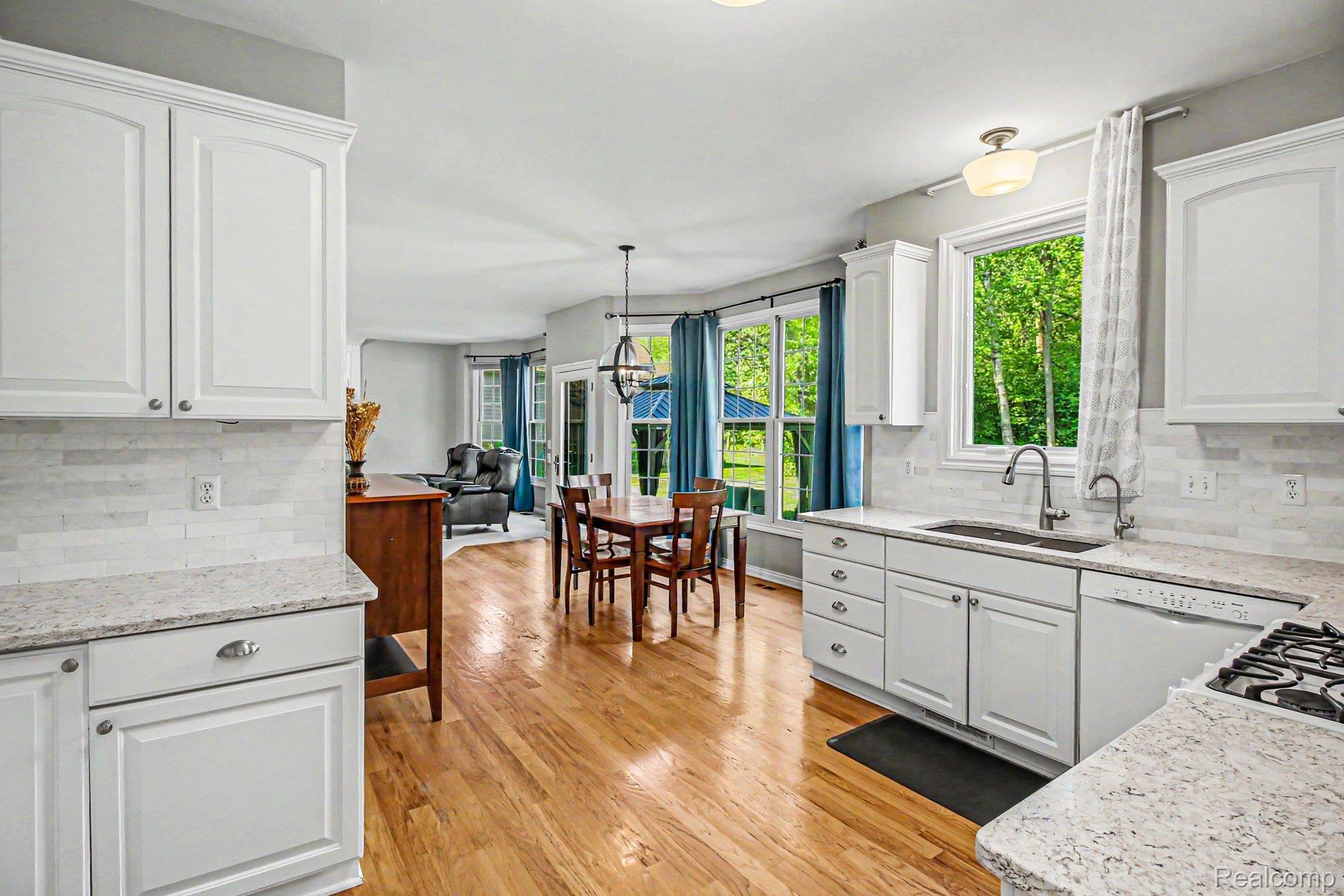 9367 Wildflower Way