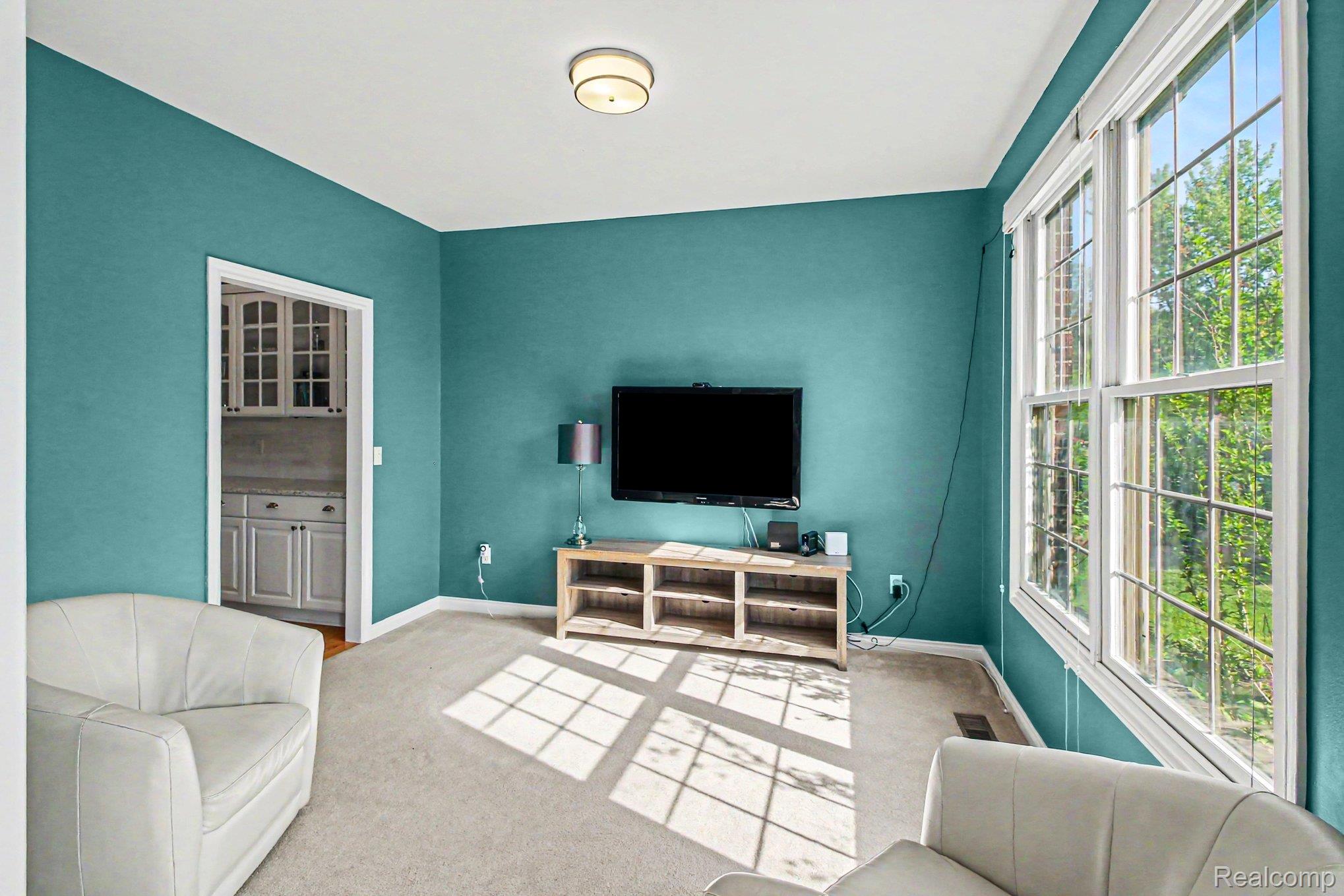 9367 Wildflower Way