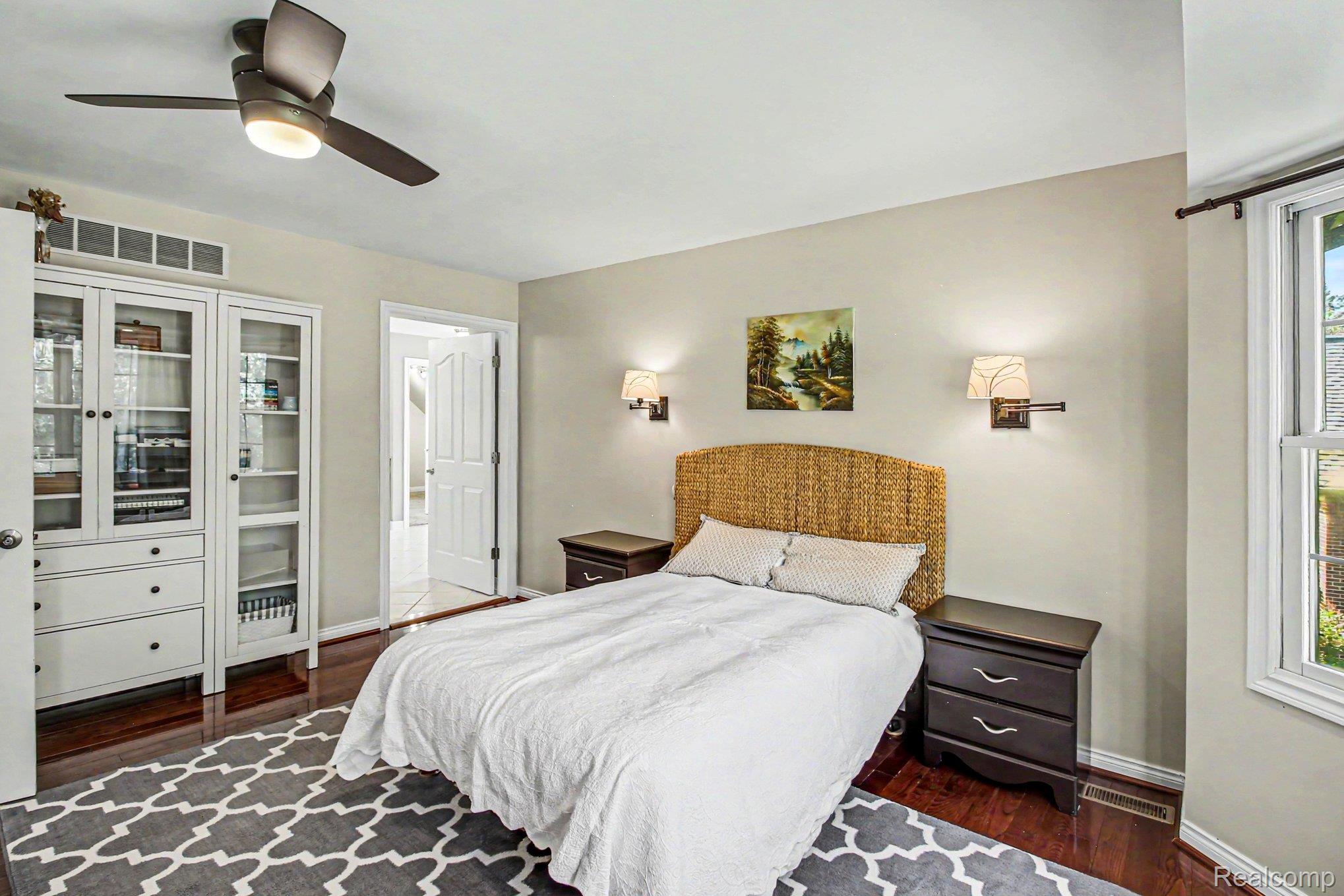 9367 Wildflower Way