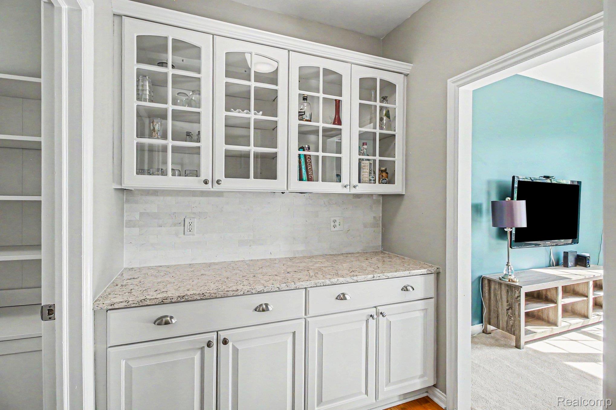 9367 Wildflower Way