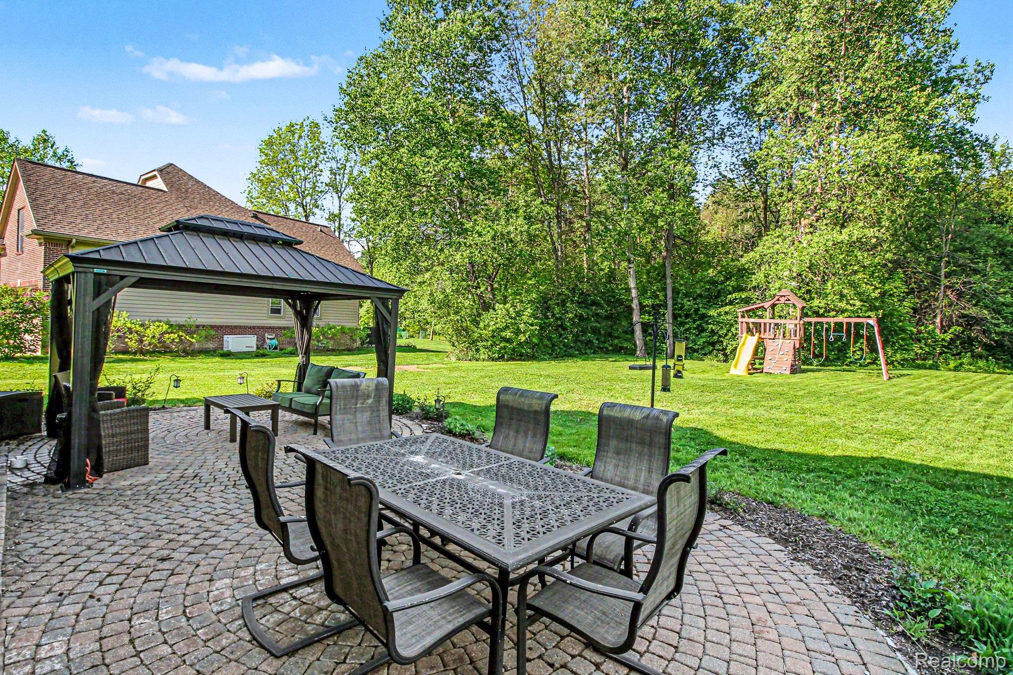 9367 Wildflower Way
