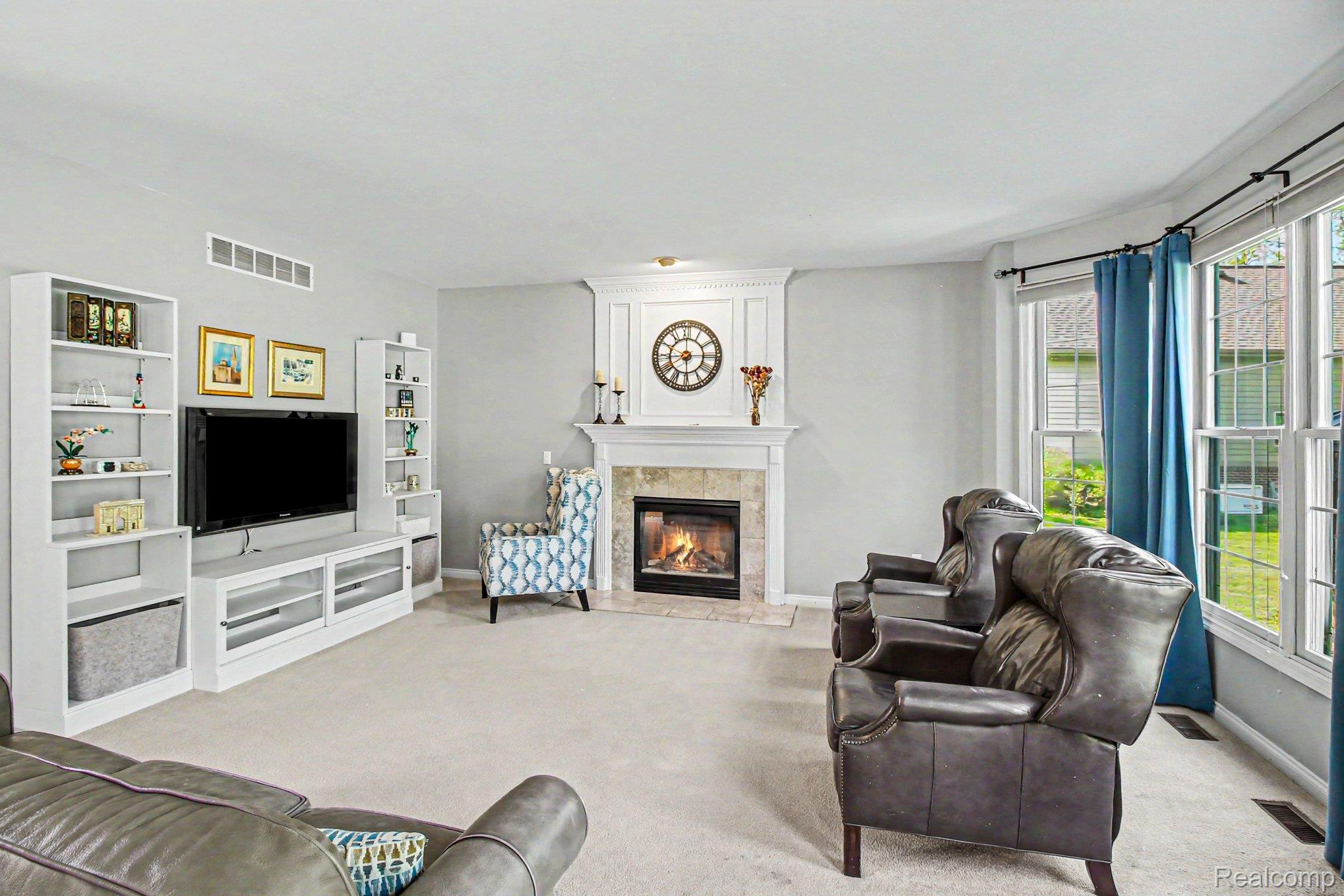 9367 Wildflower Way