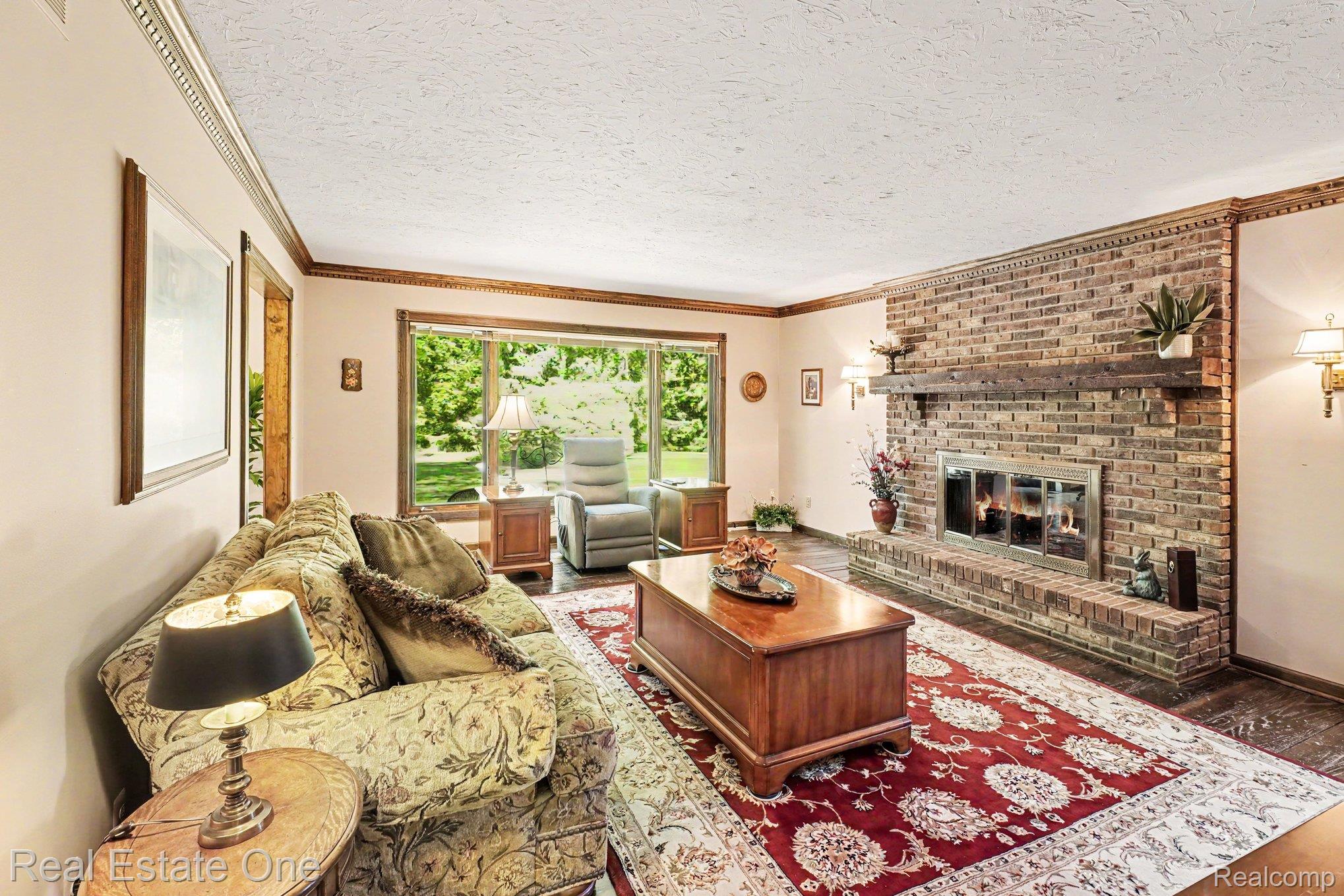 8019 Deerwood Road