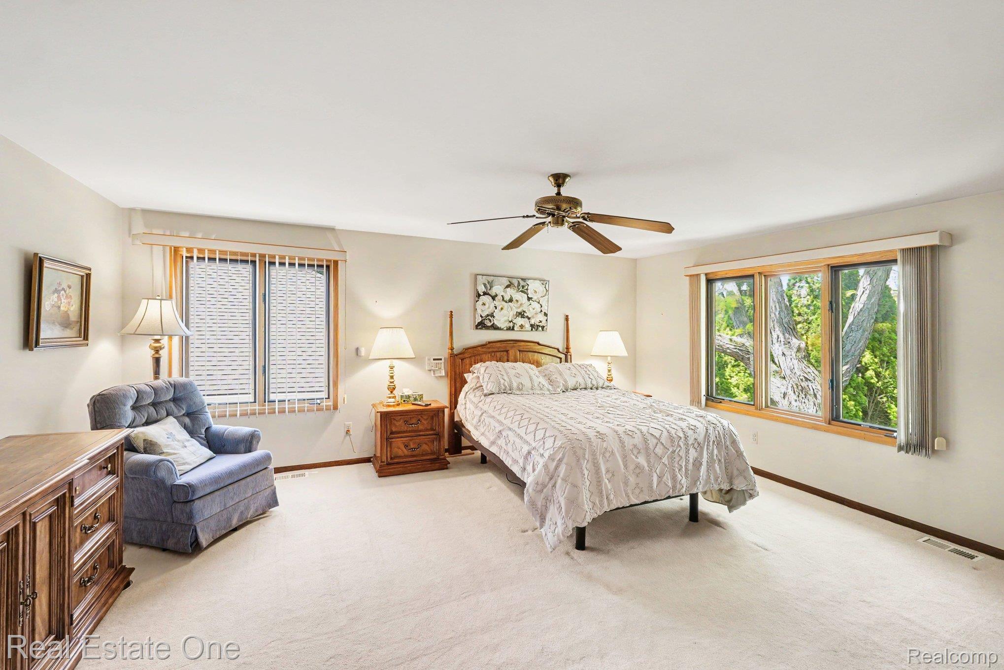 8019 Deerwood Road