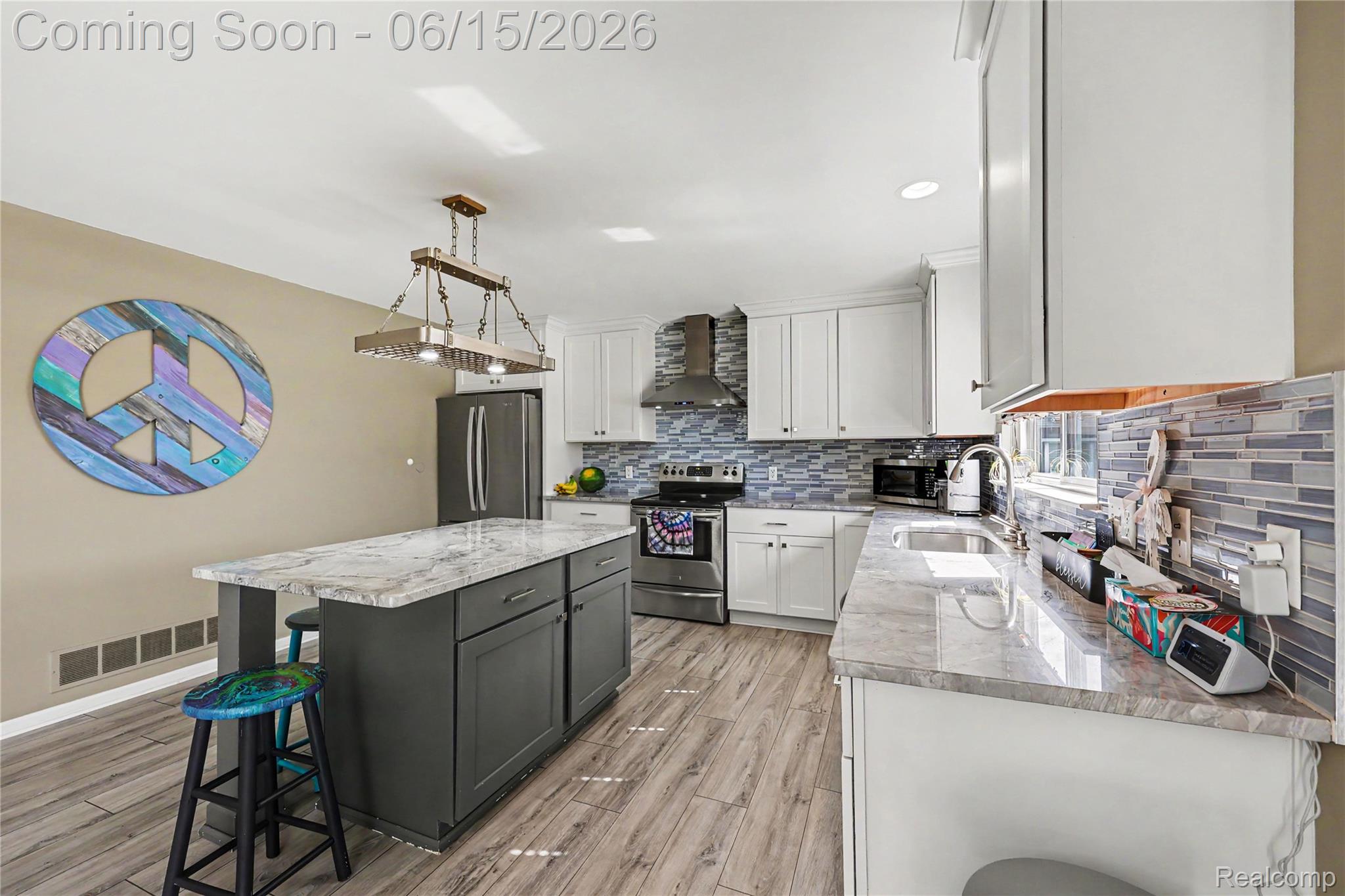 4448 Sunflower Circle