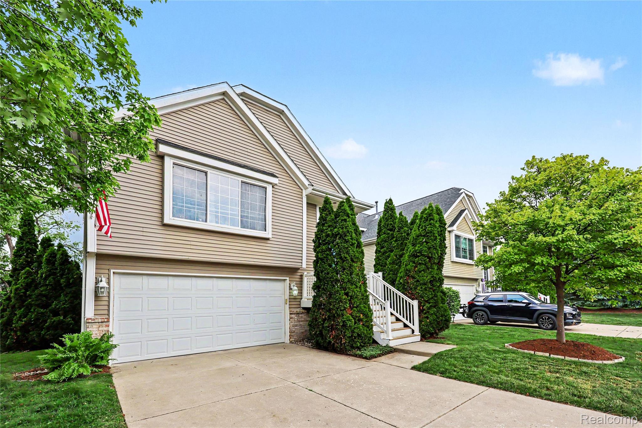 4448 Sunflower Circle