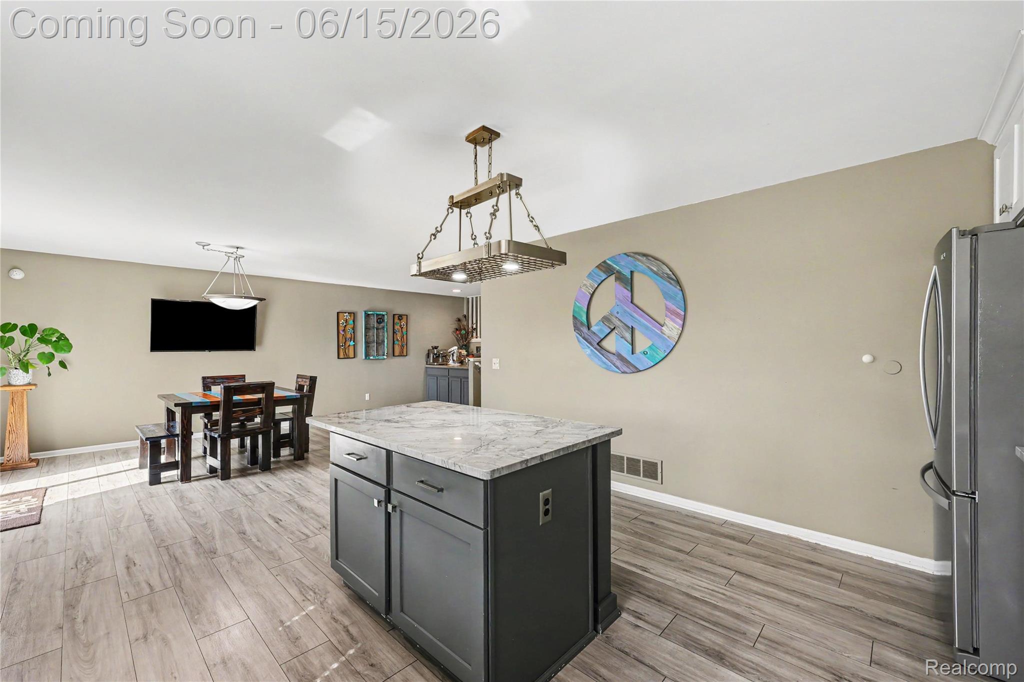 4448 Sunflower Circle