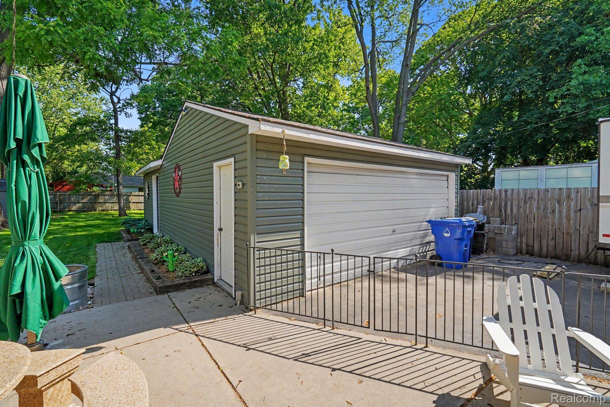 3544 Fort Drive