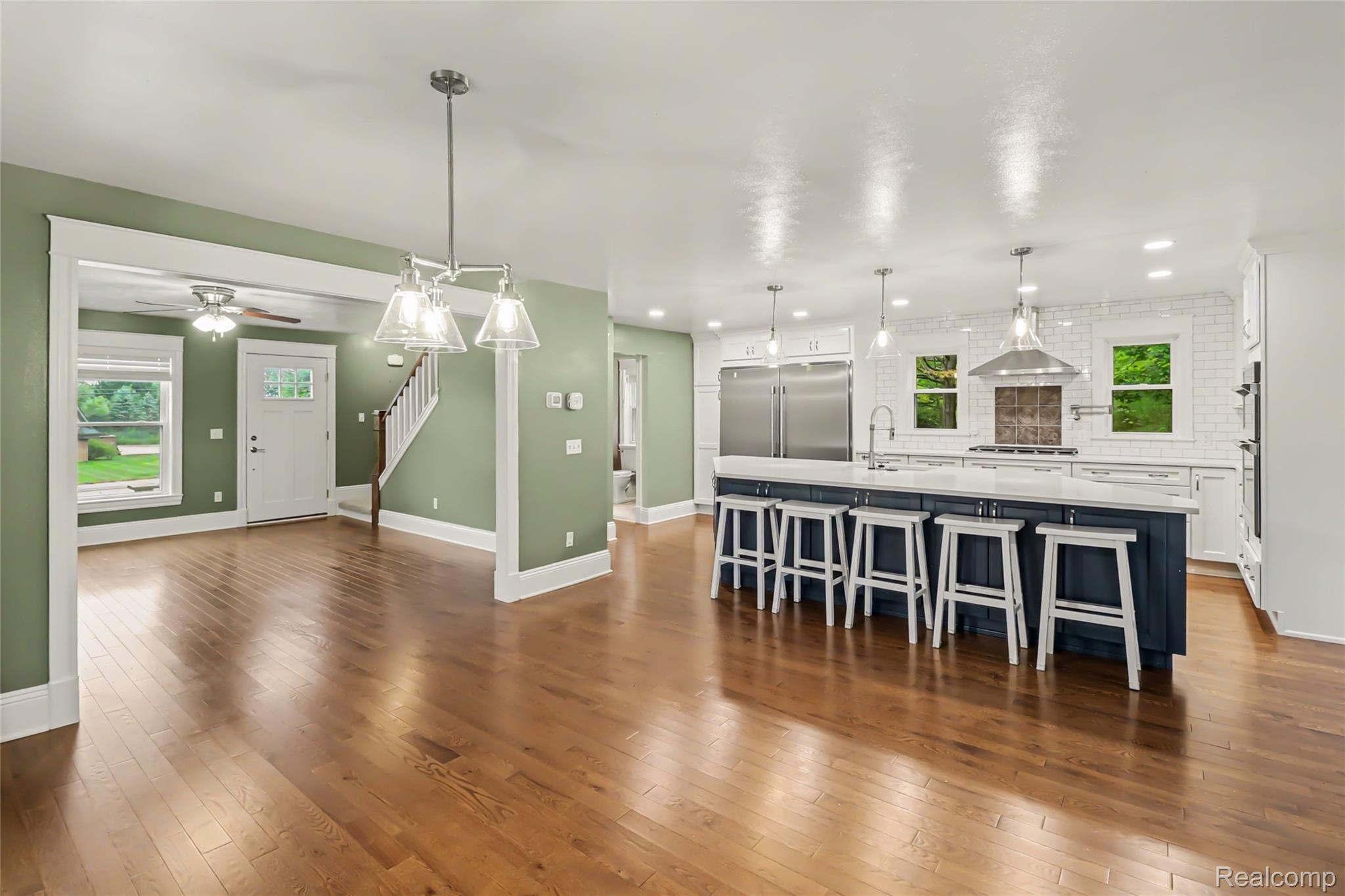 5031 Oakwood Road