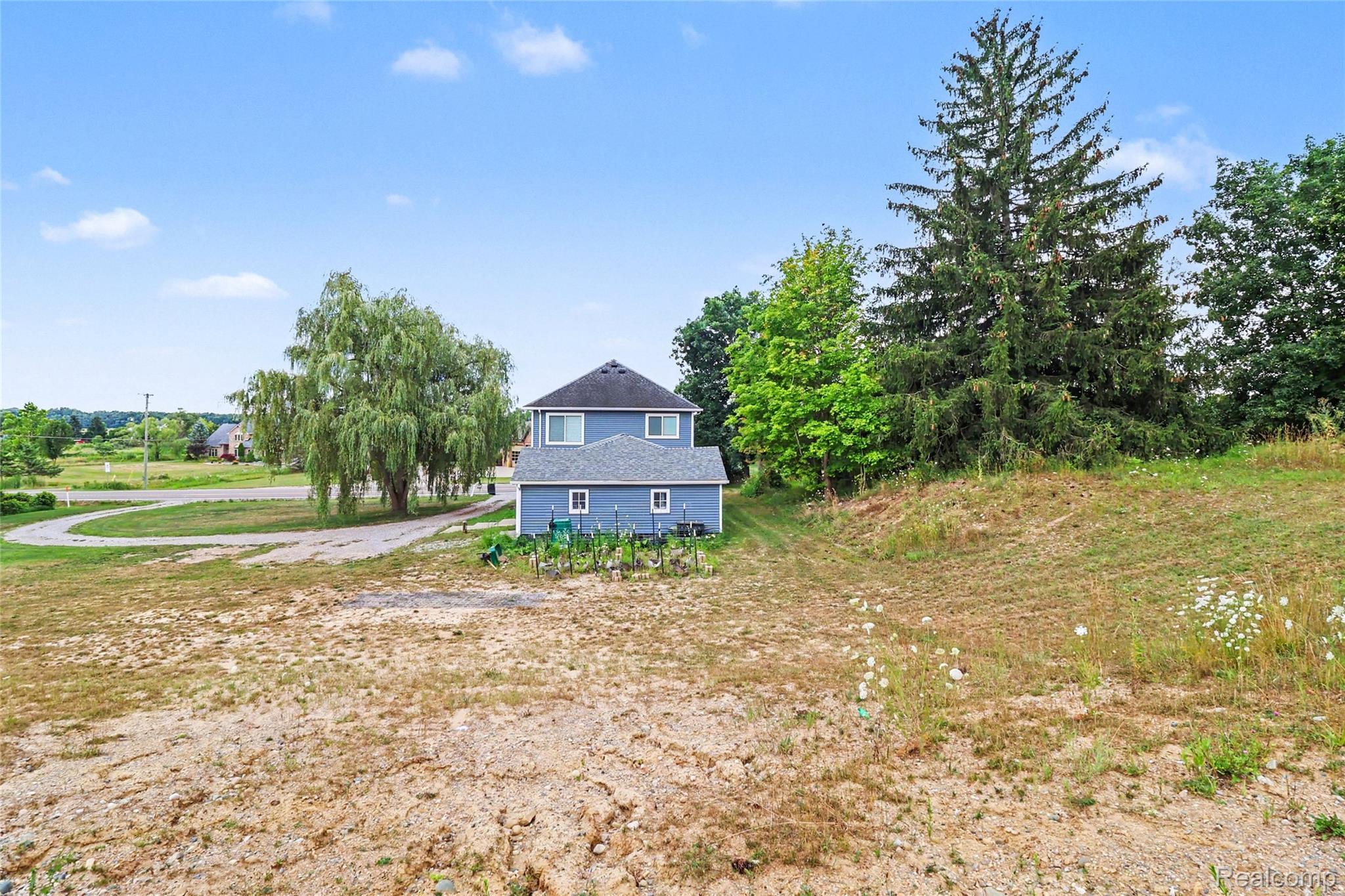 5031 Oakwood Road