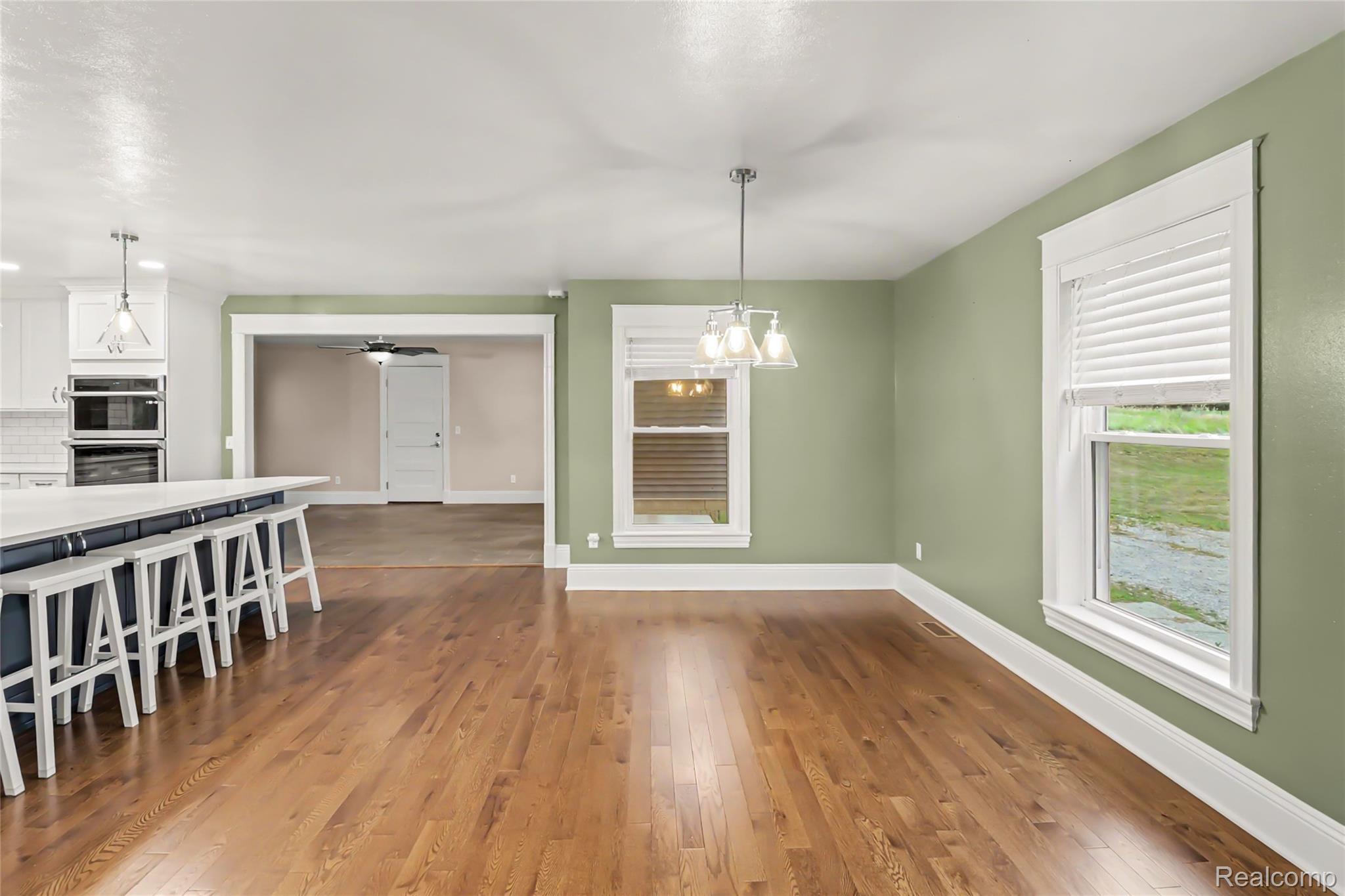 5031 Oakwood Road