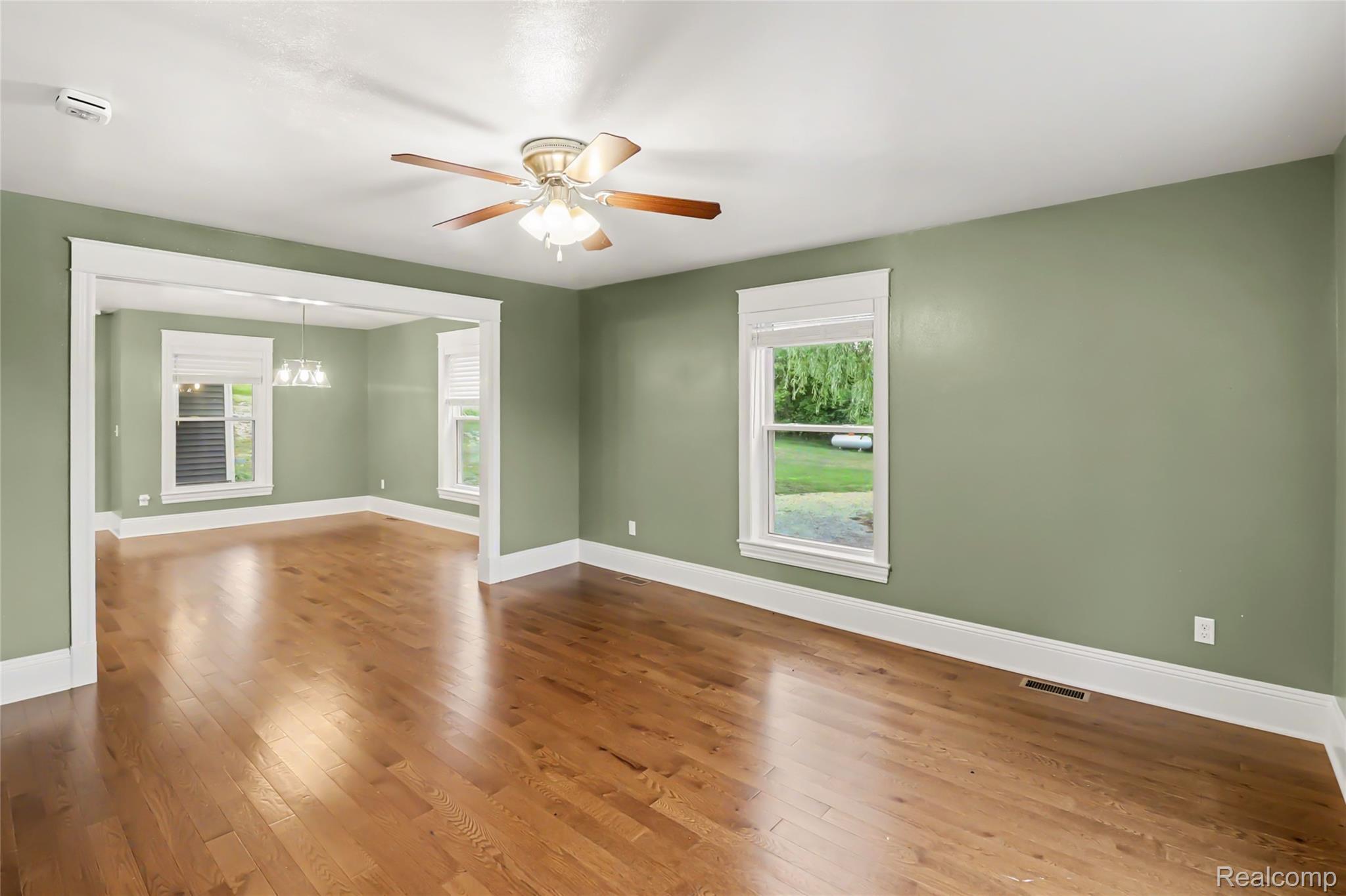 5031 Oakwood Road