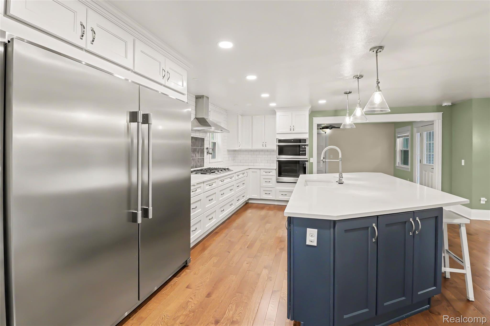 5031 Oakwood Road