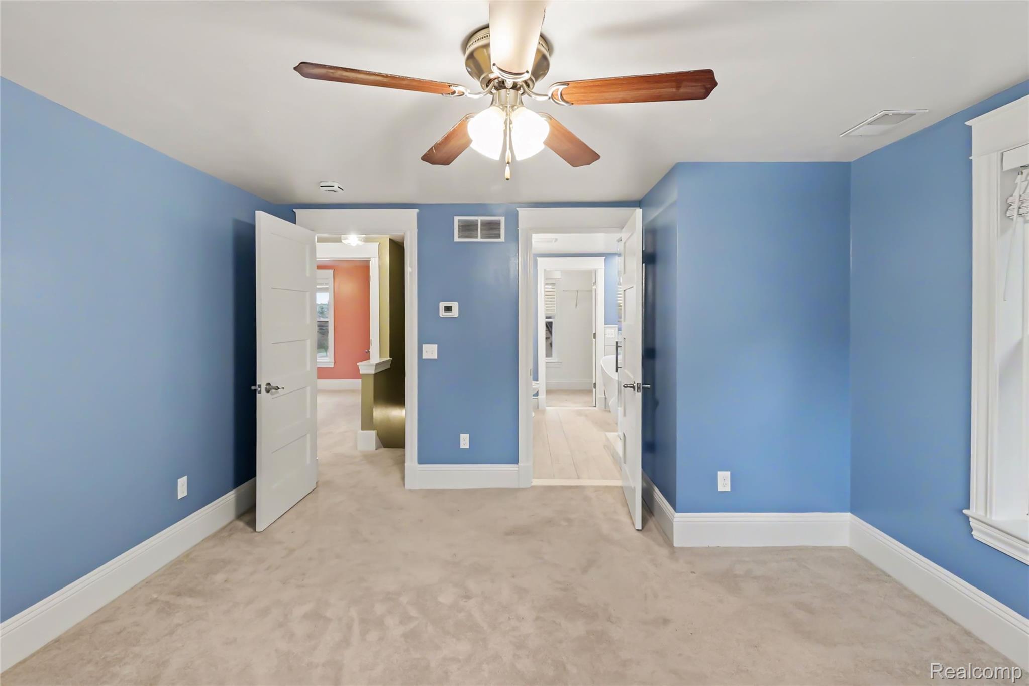 5031 Oakwood Road