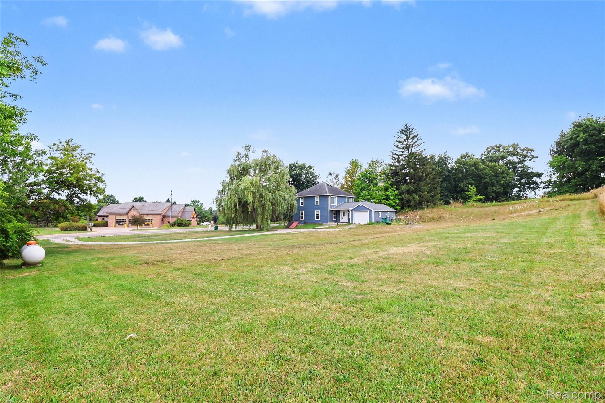 5031 Oakwood Road