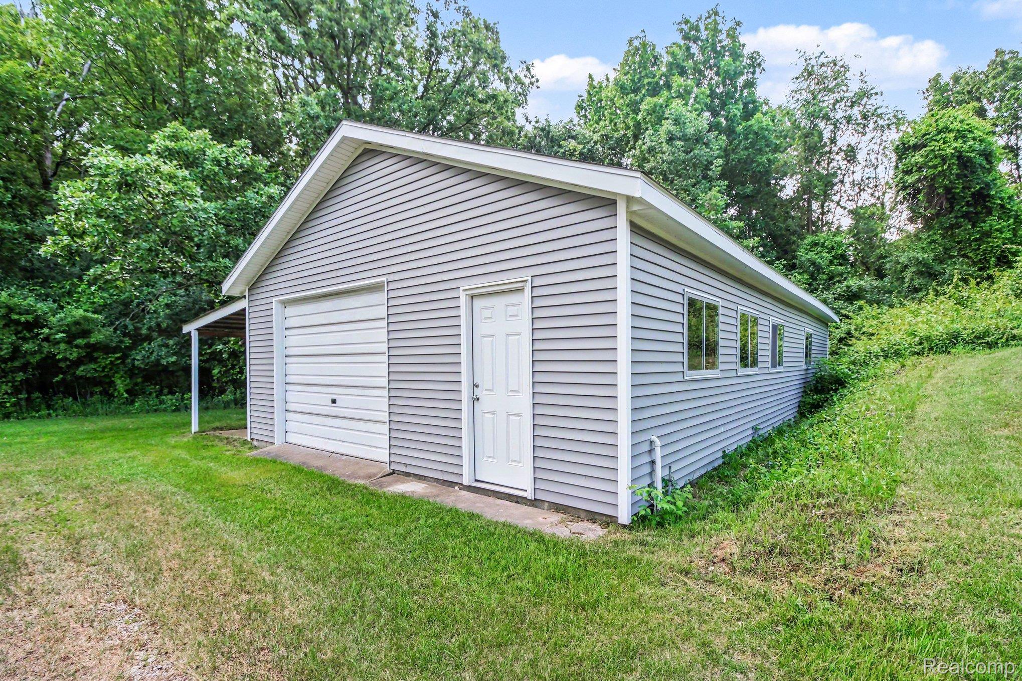 9100 Pine Knob Road