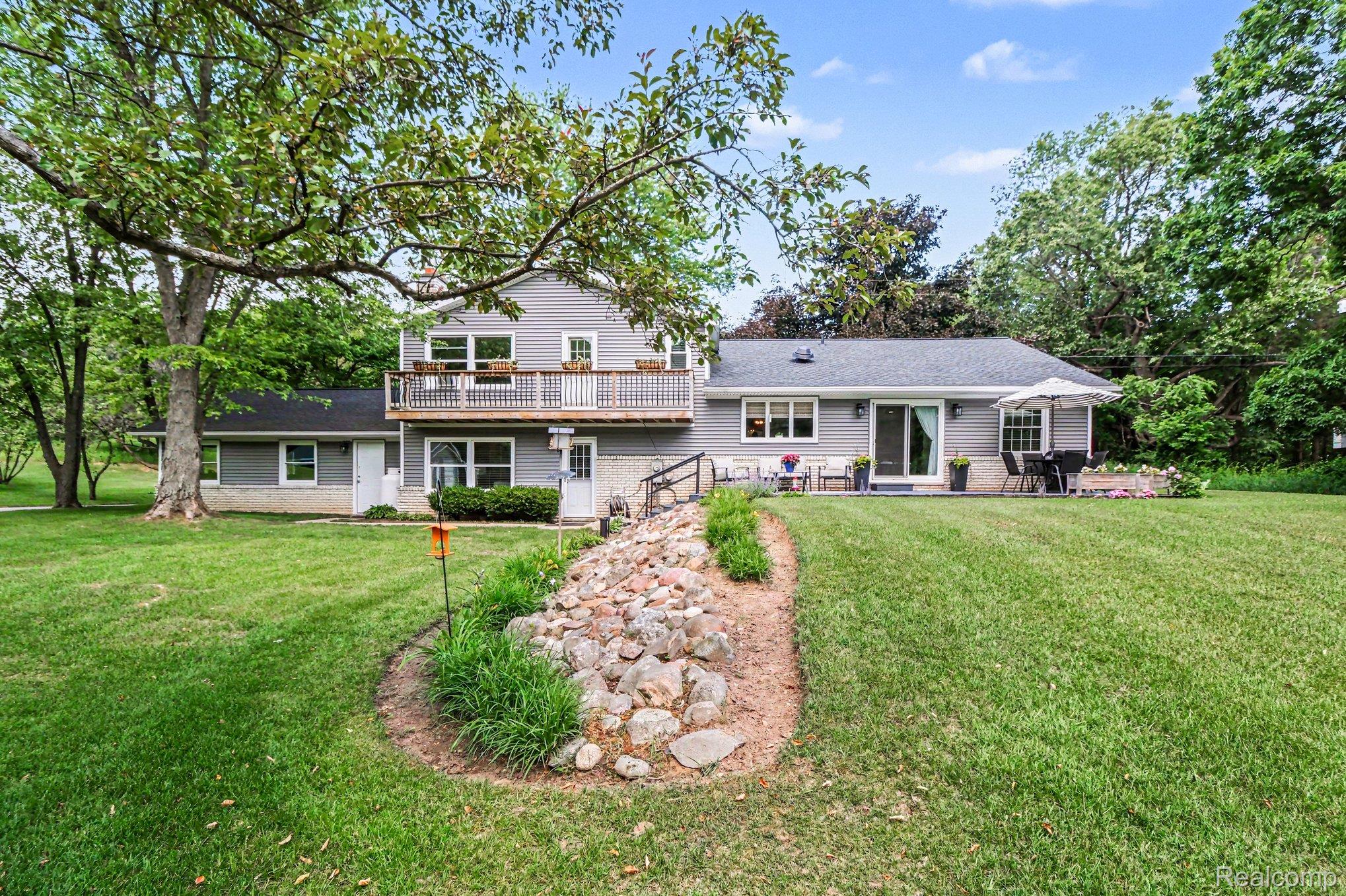 9100 Pine Knob Road