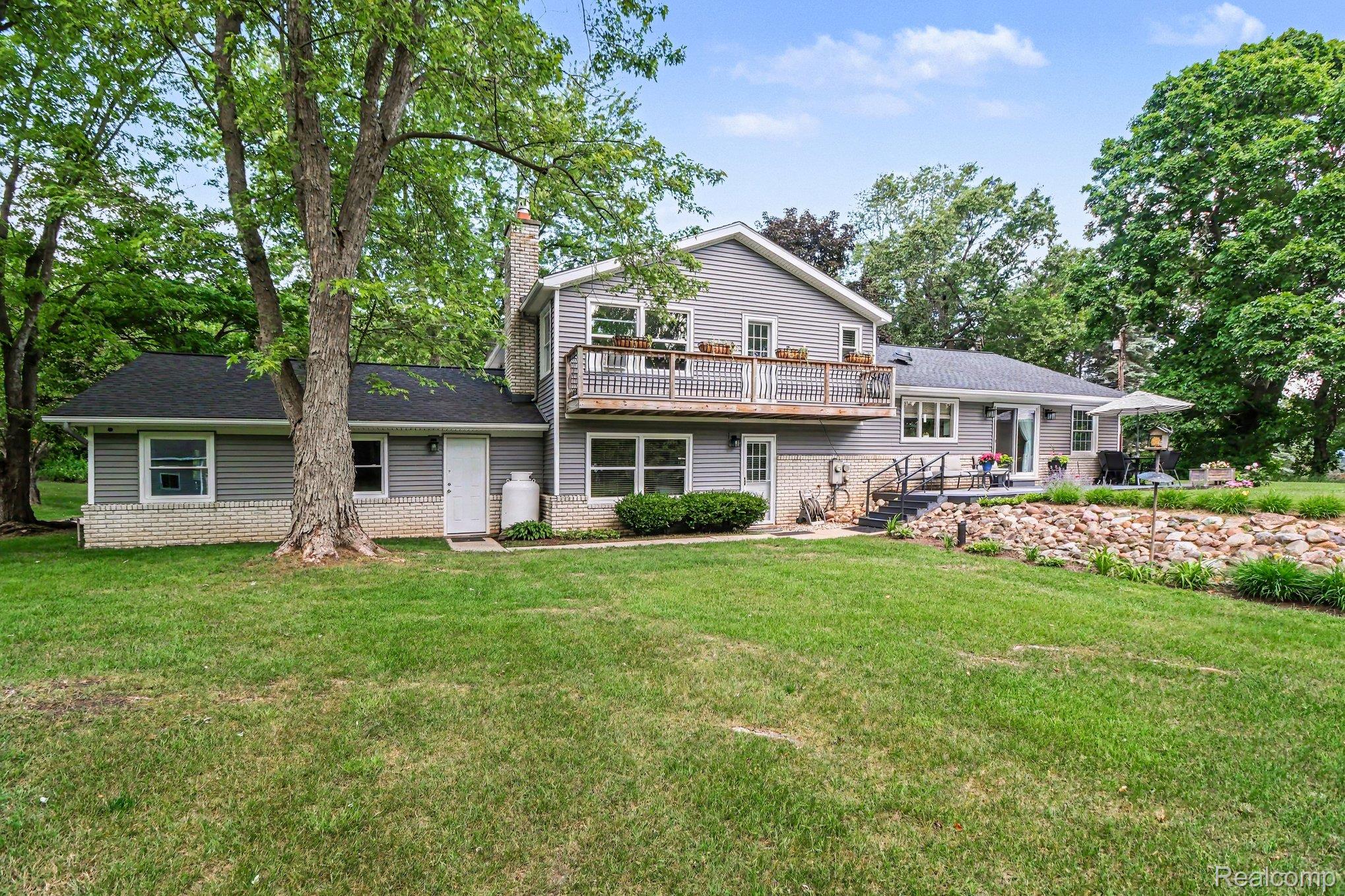 9100 Pine Knob Road