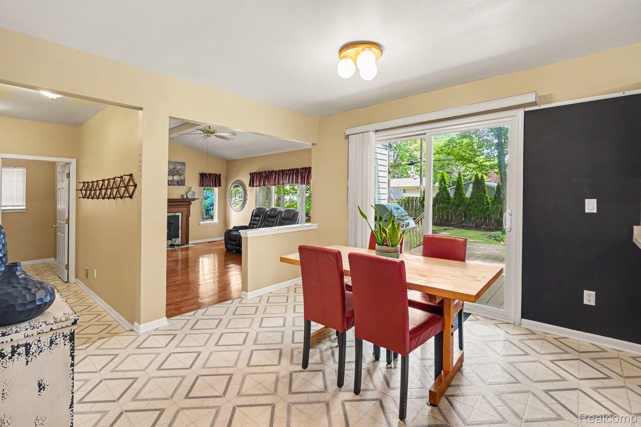 6290 Waldon Woods Drive