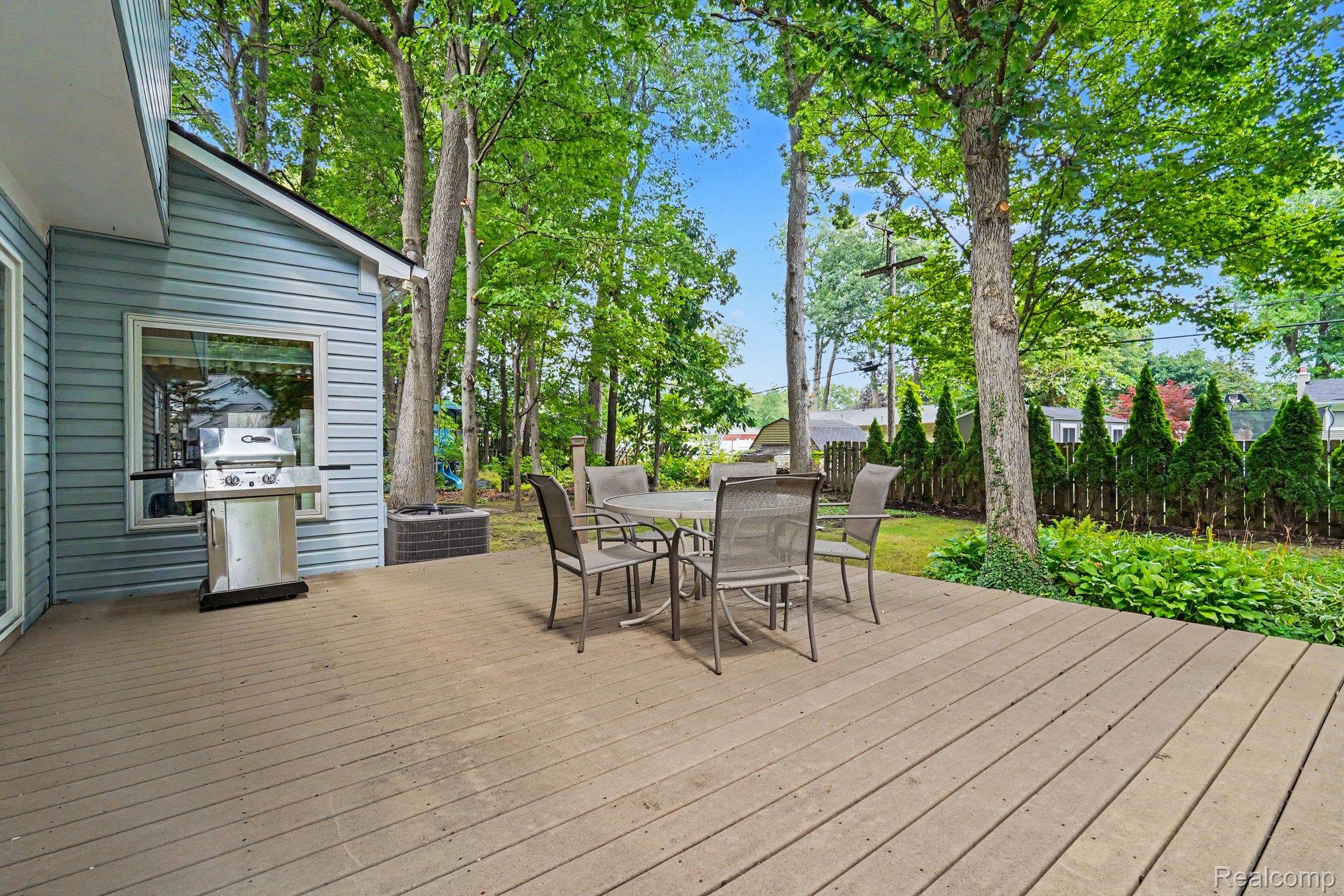 6290 Waldon Woods Drive