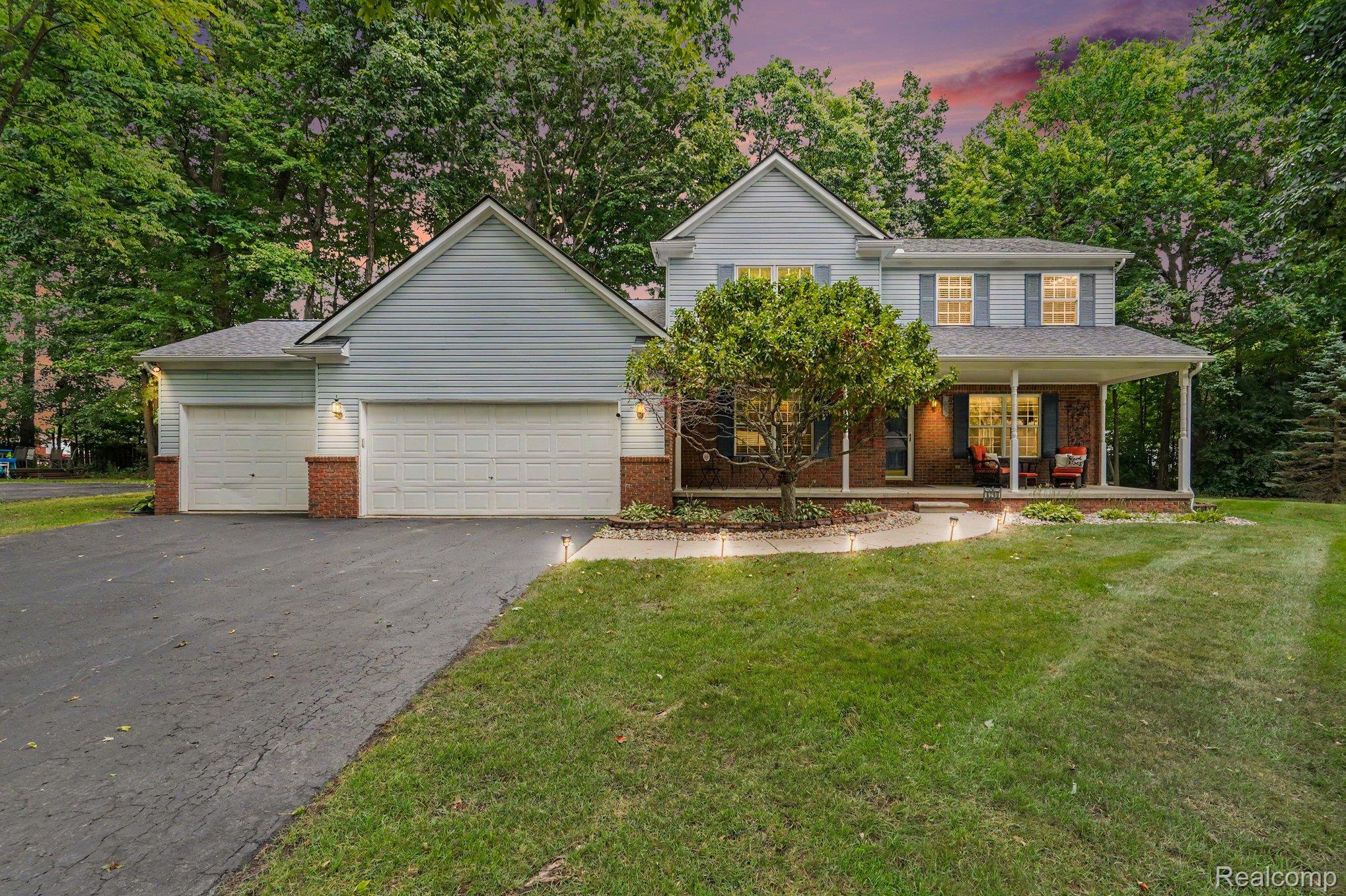 6290 Waldon Woods Drive