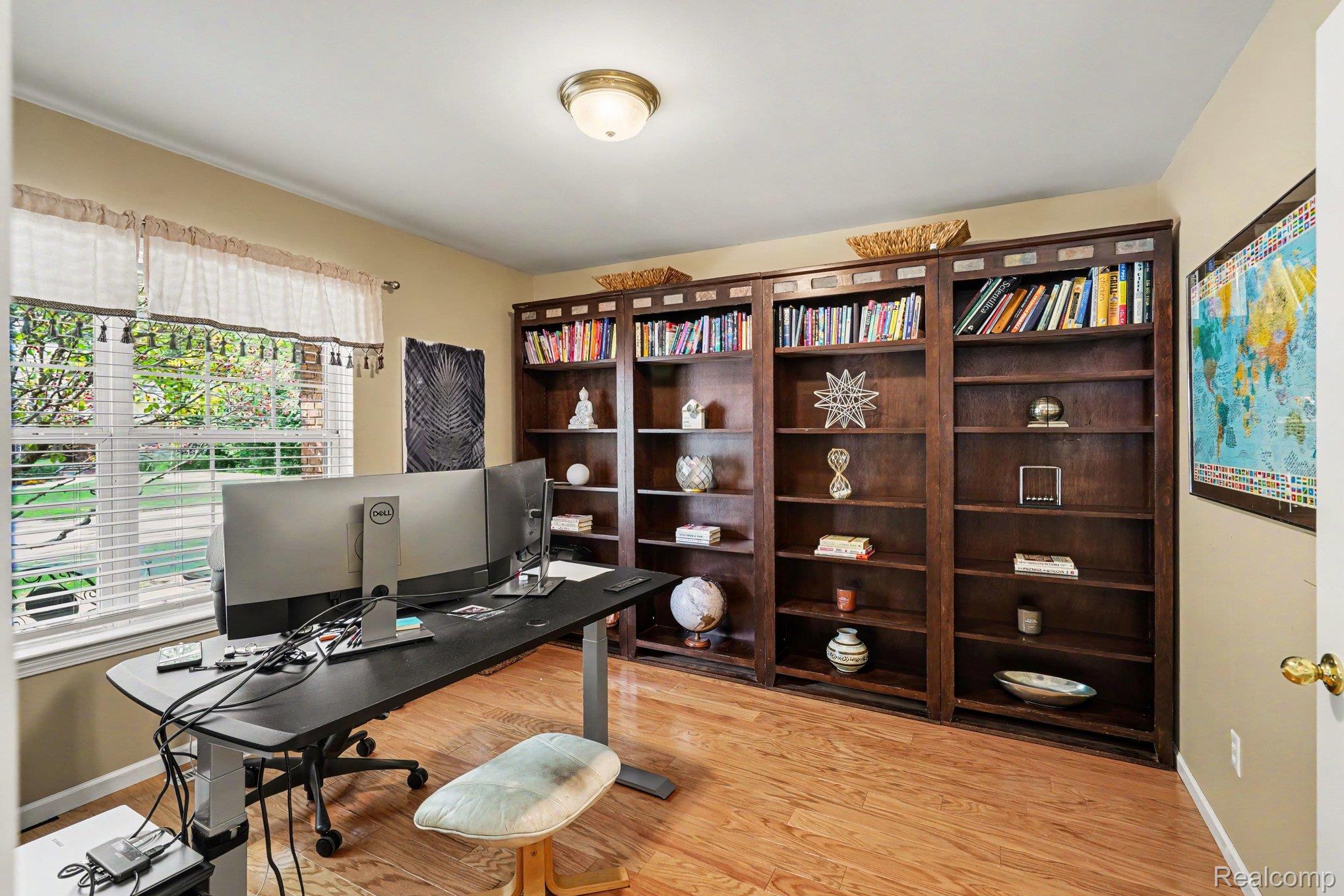 6290 Waldon Woods Drive