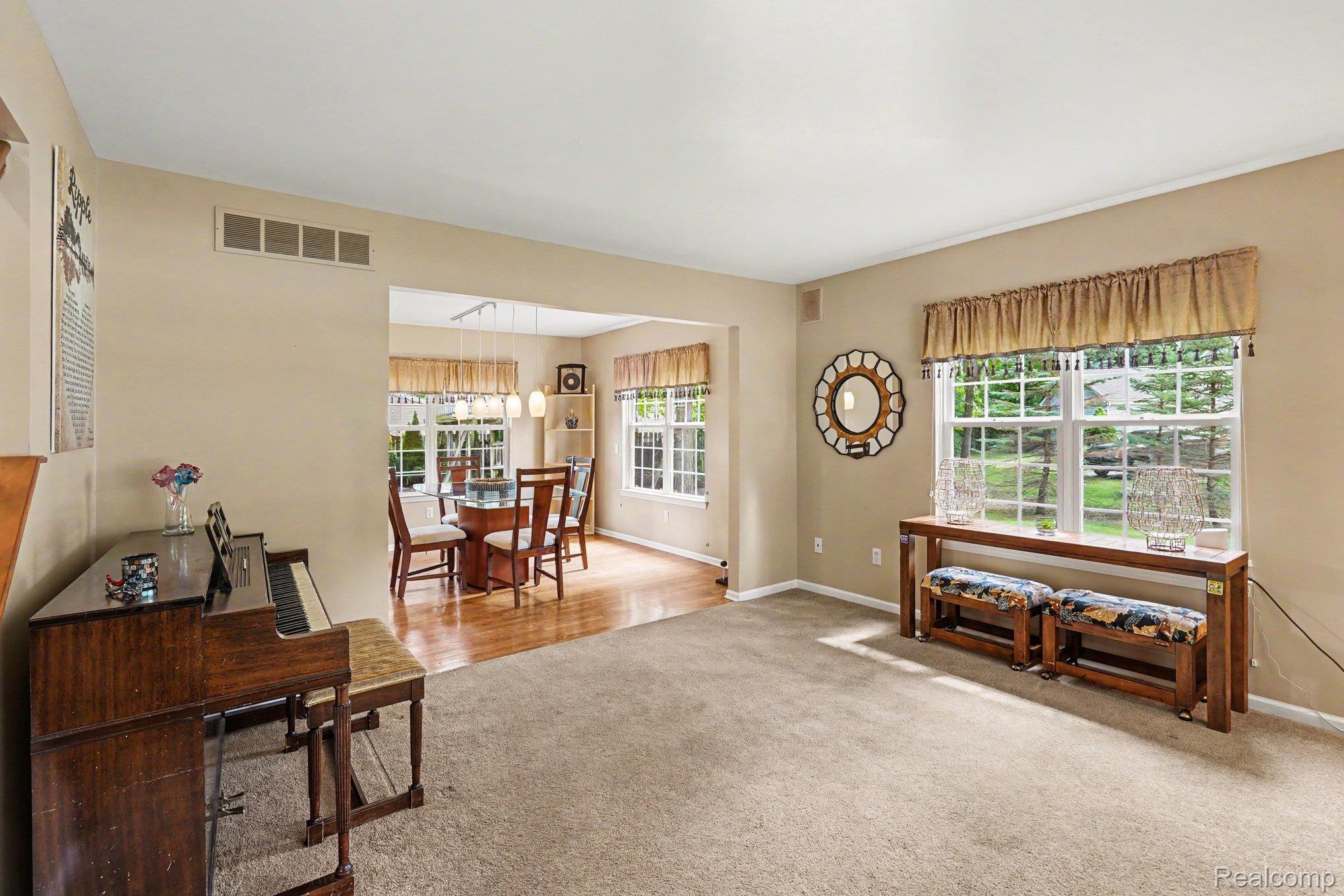 6290 Waldon Woods Drive
