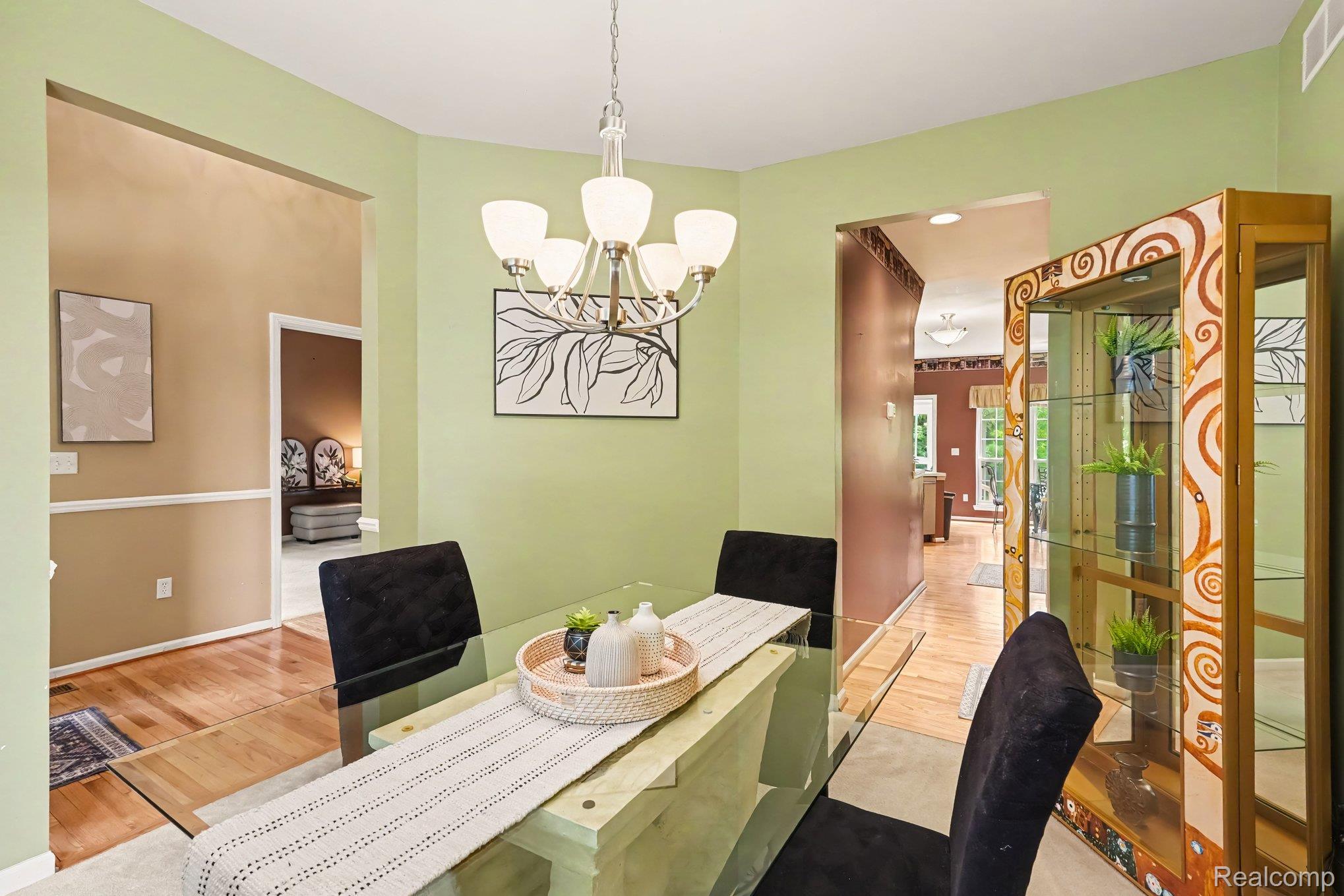 5162 Glenwood Creek