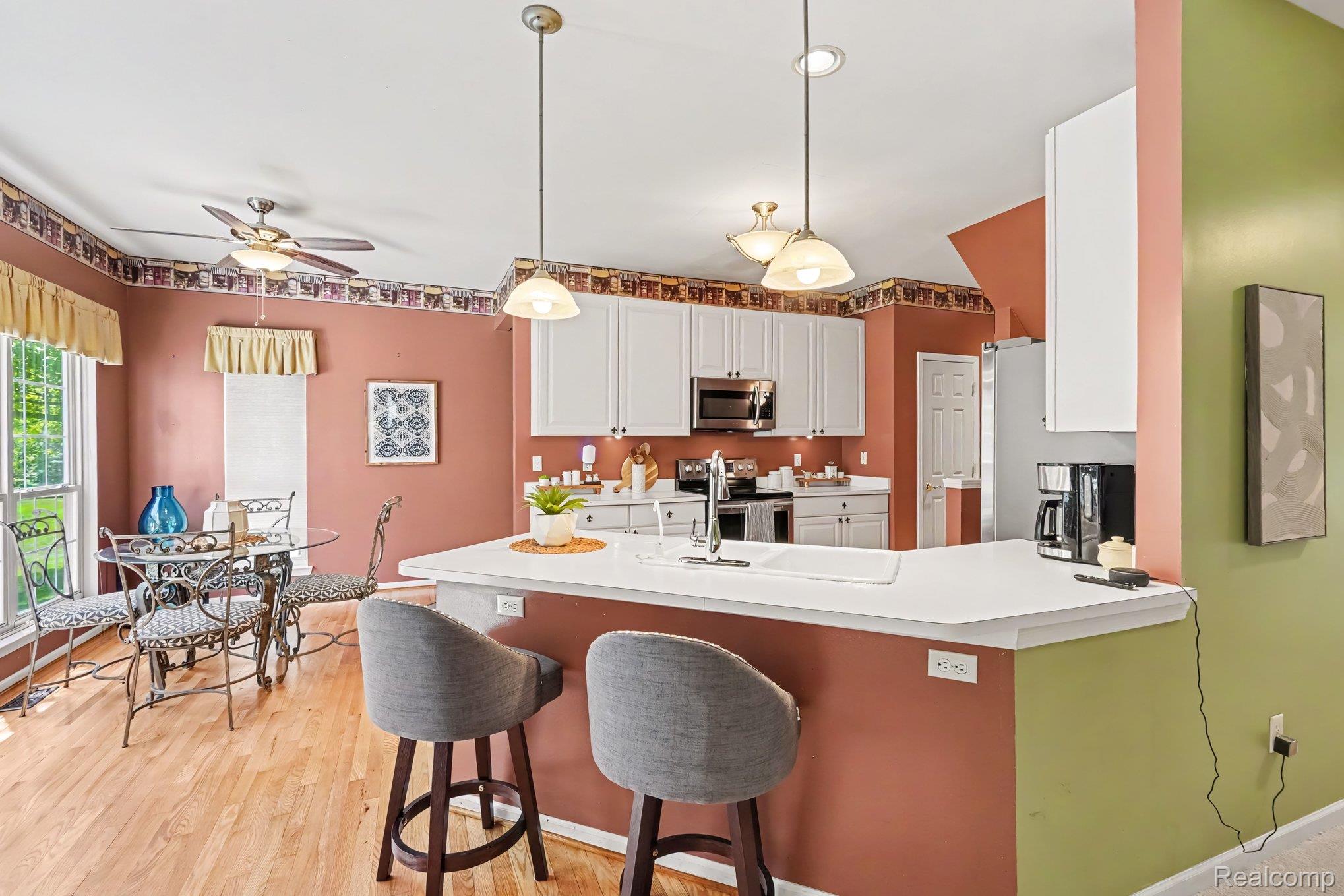 5162 Glenwood Creek