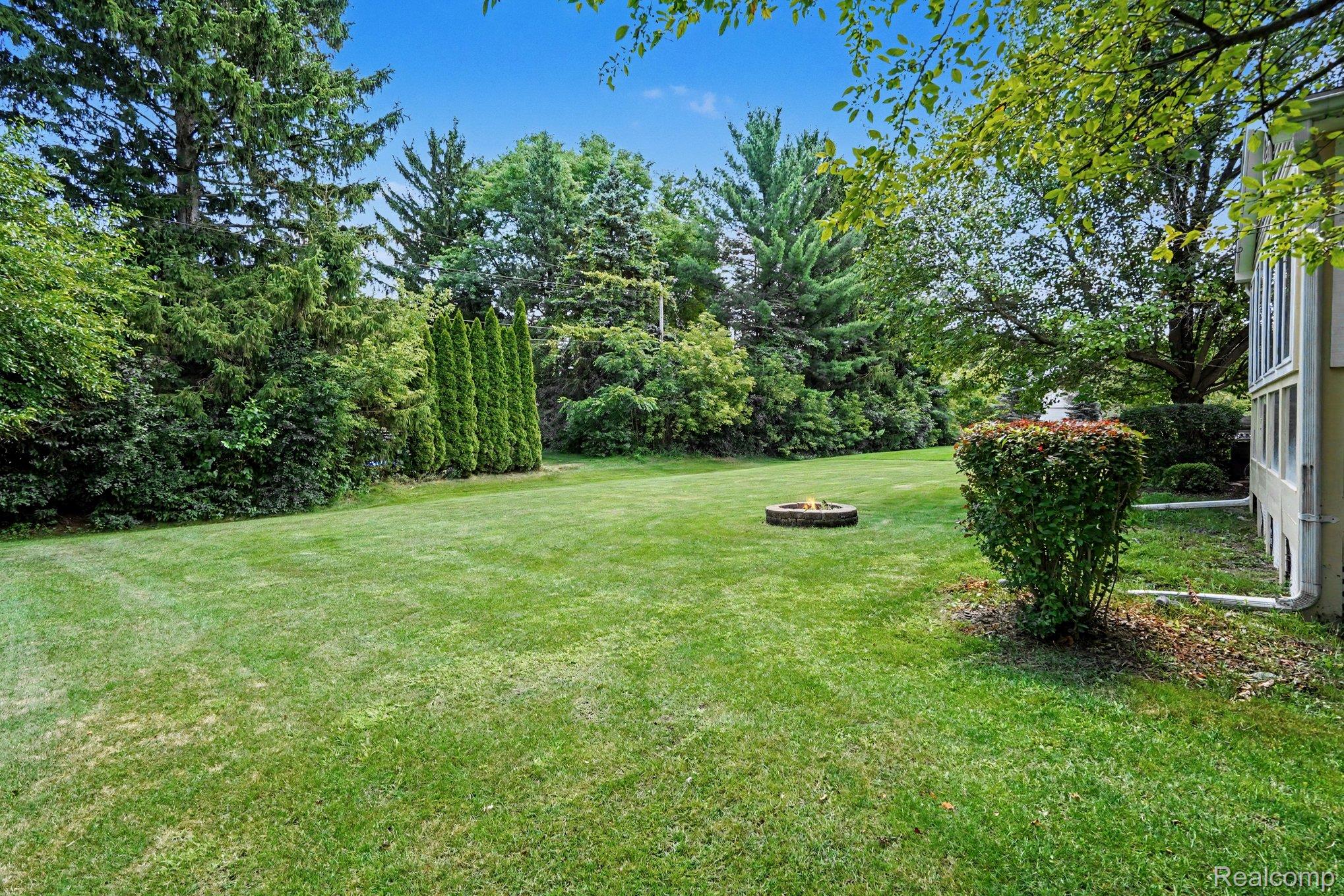 5162 Glenwood Creek