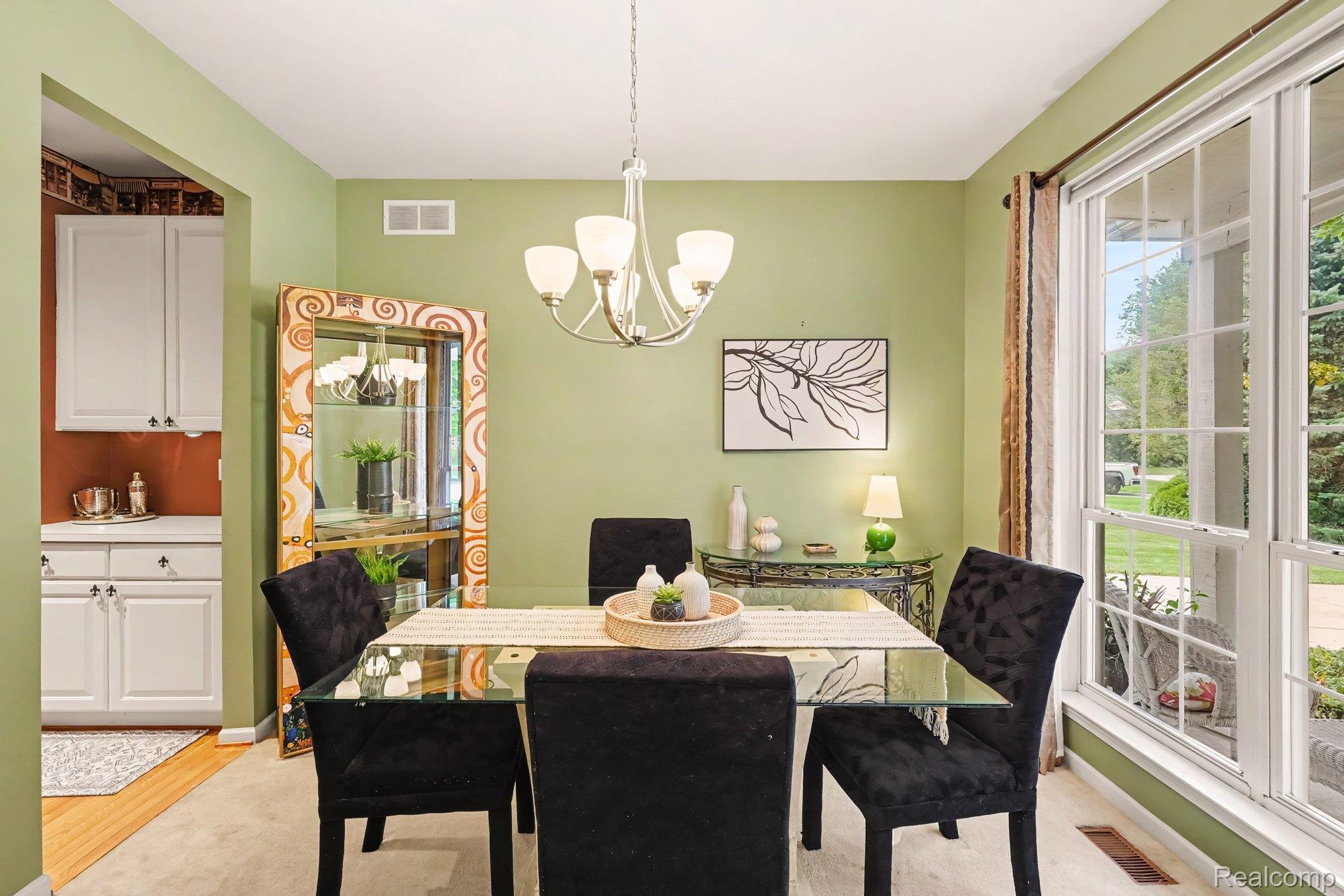 5162 Glenwood Creek
