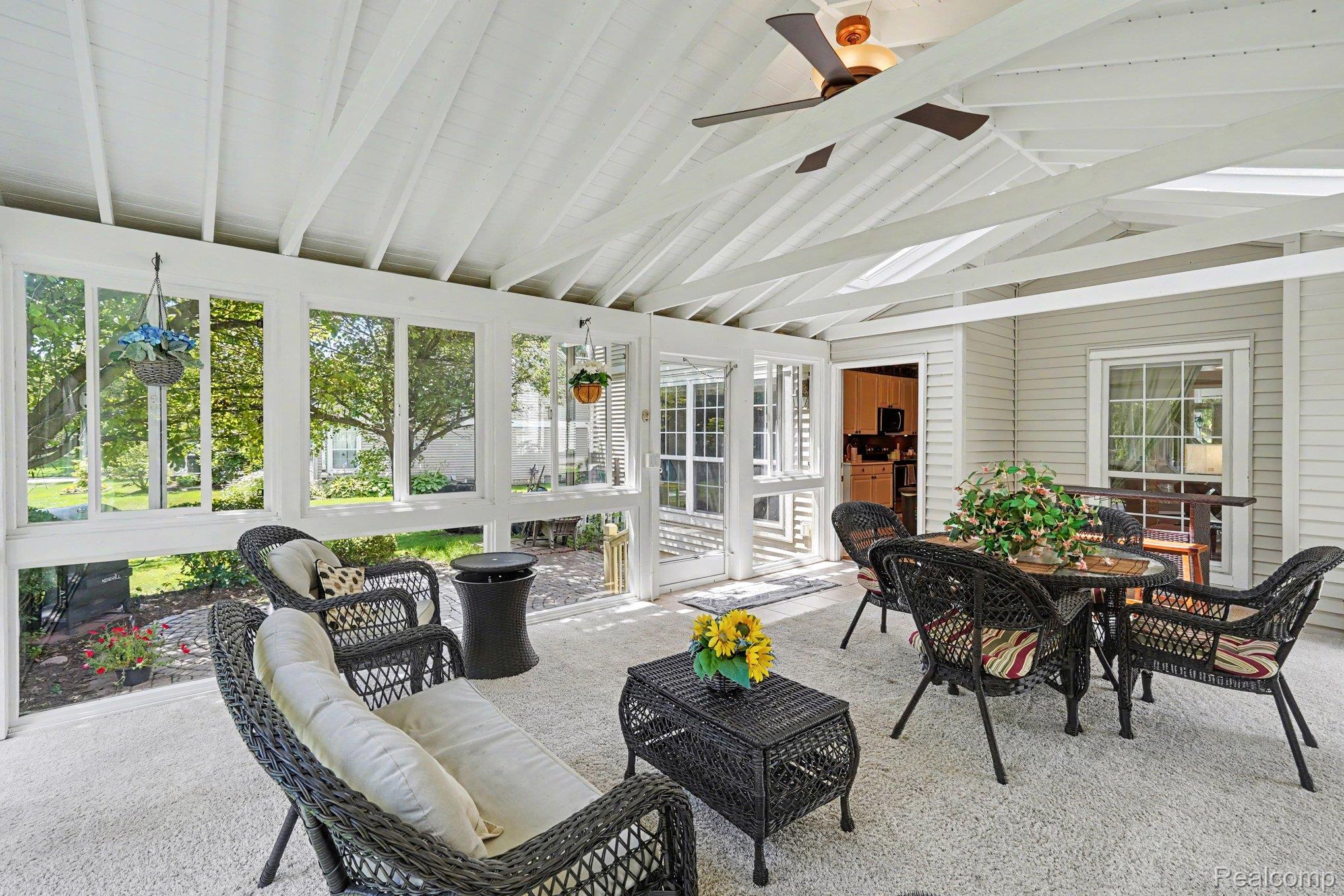 5162 Glenwood Creek