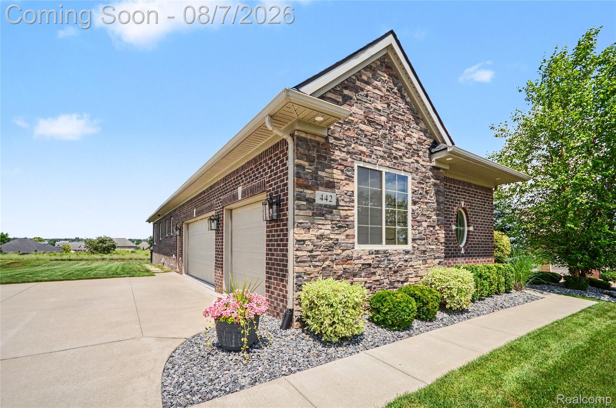 442 Overlook Drive