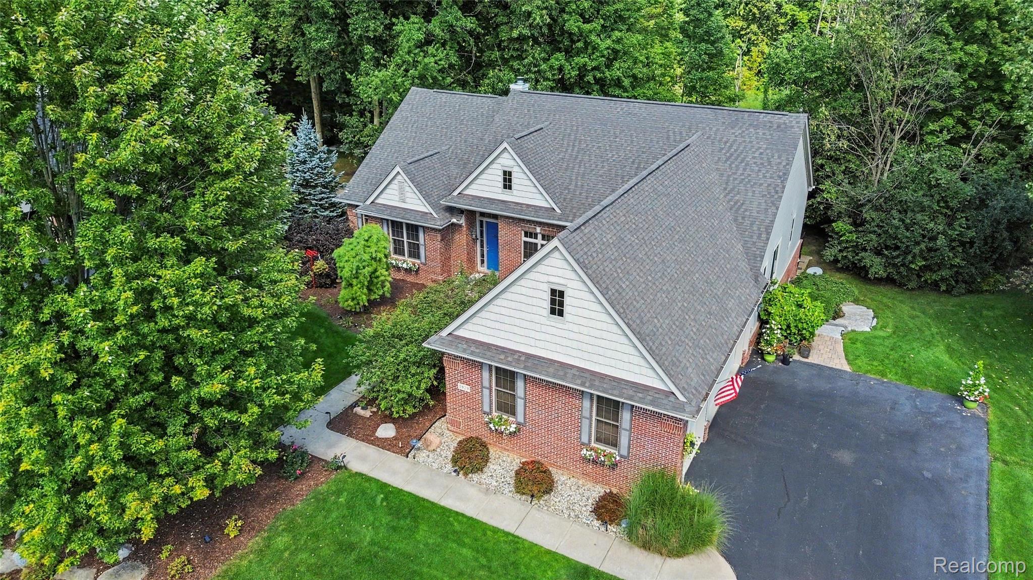 5929 Scott Circle