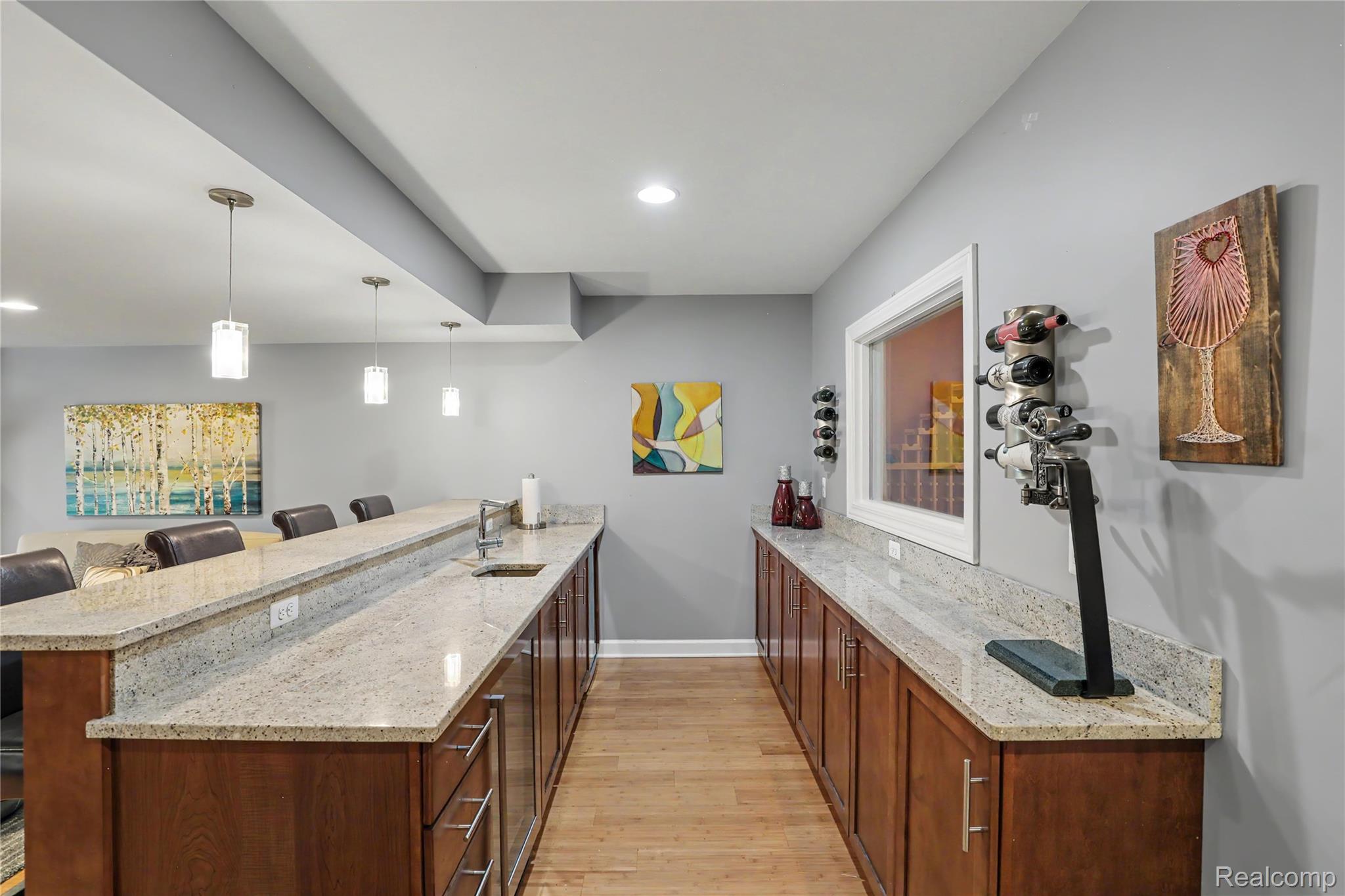 5929 Scott Circle