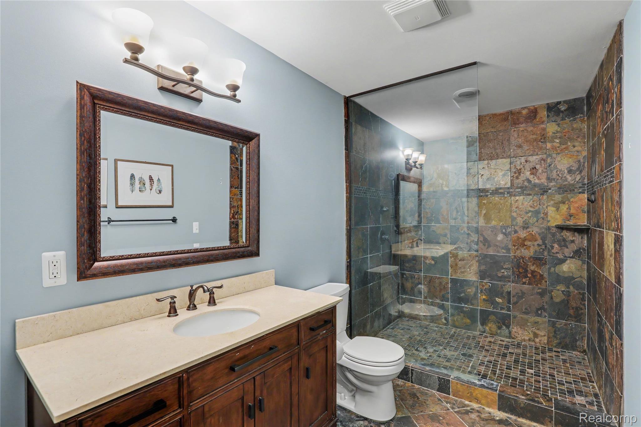 5929 Scott Circle