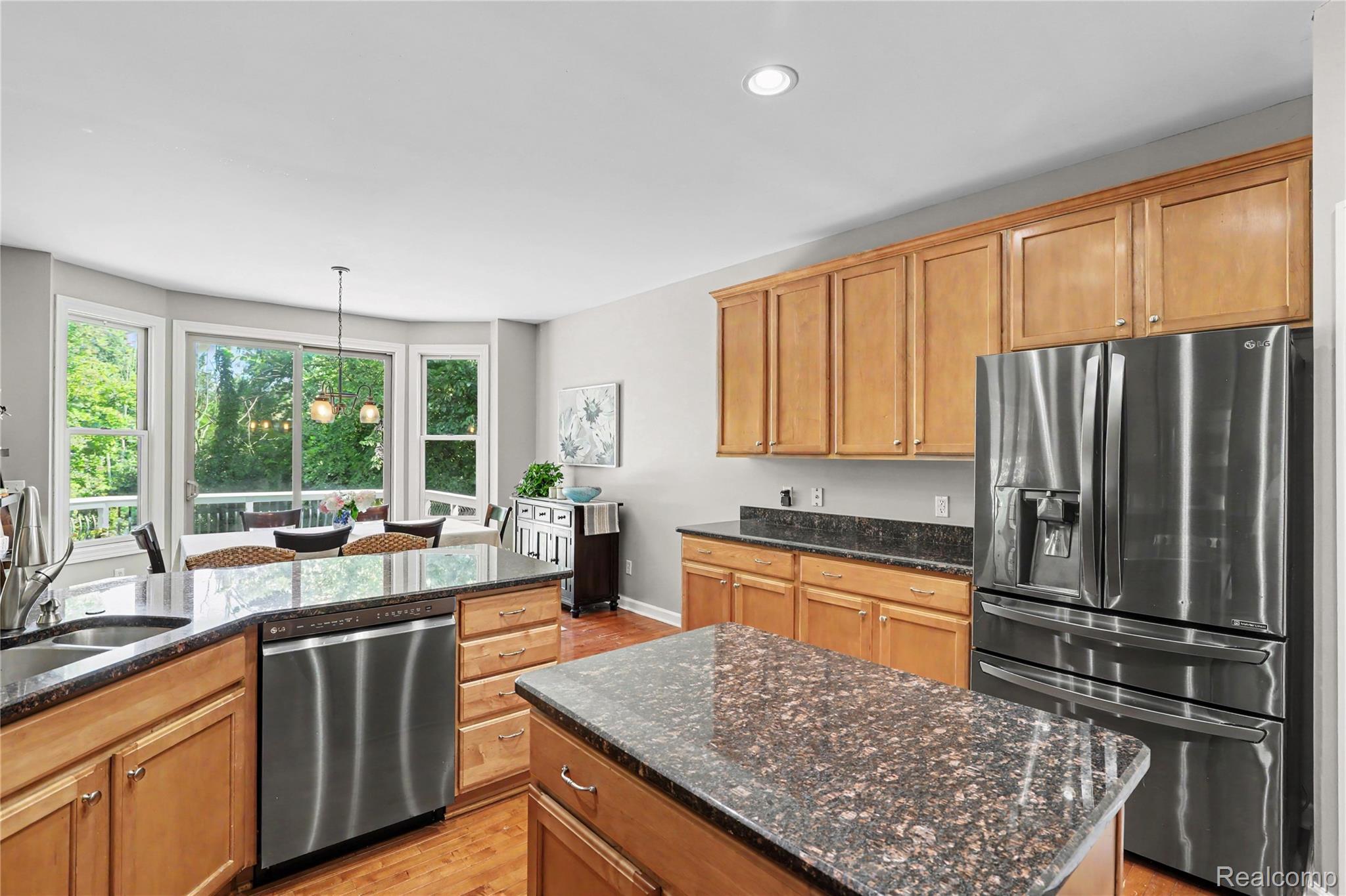 5929 Scott Circle